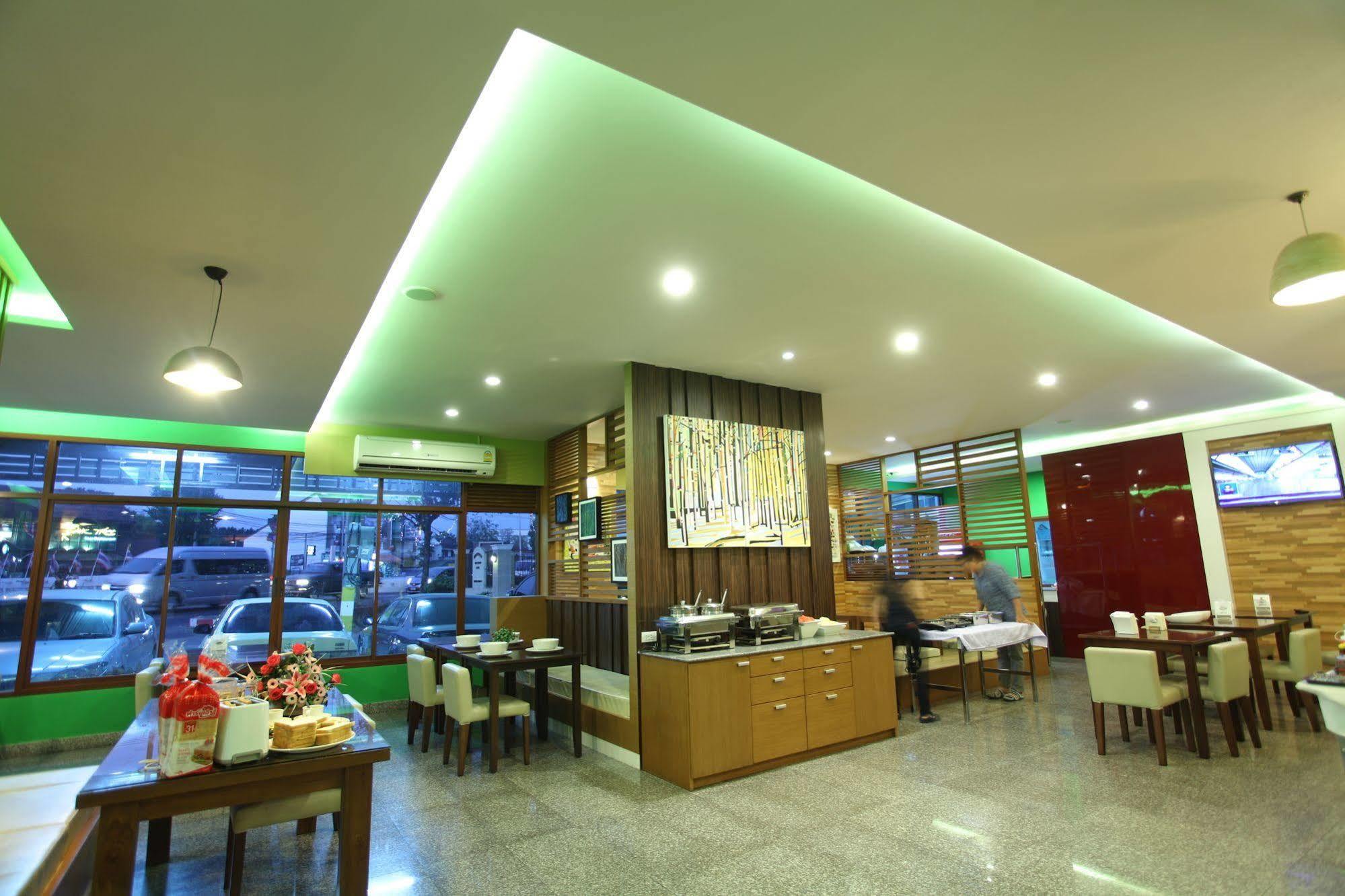 V Hotel Chiang Mai