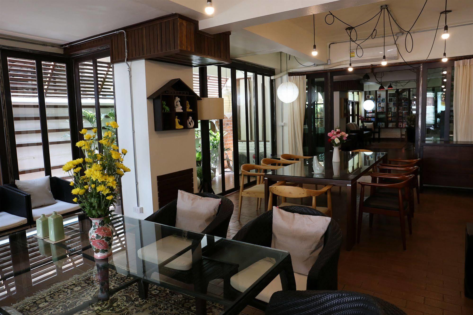 Hotel Kampaeng Ngam