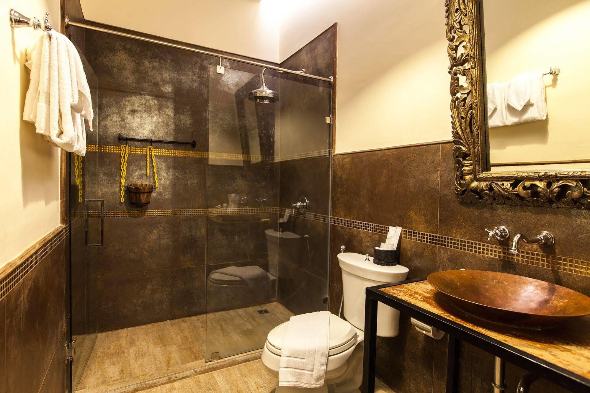 S' Private House 3*