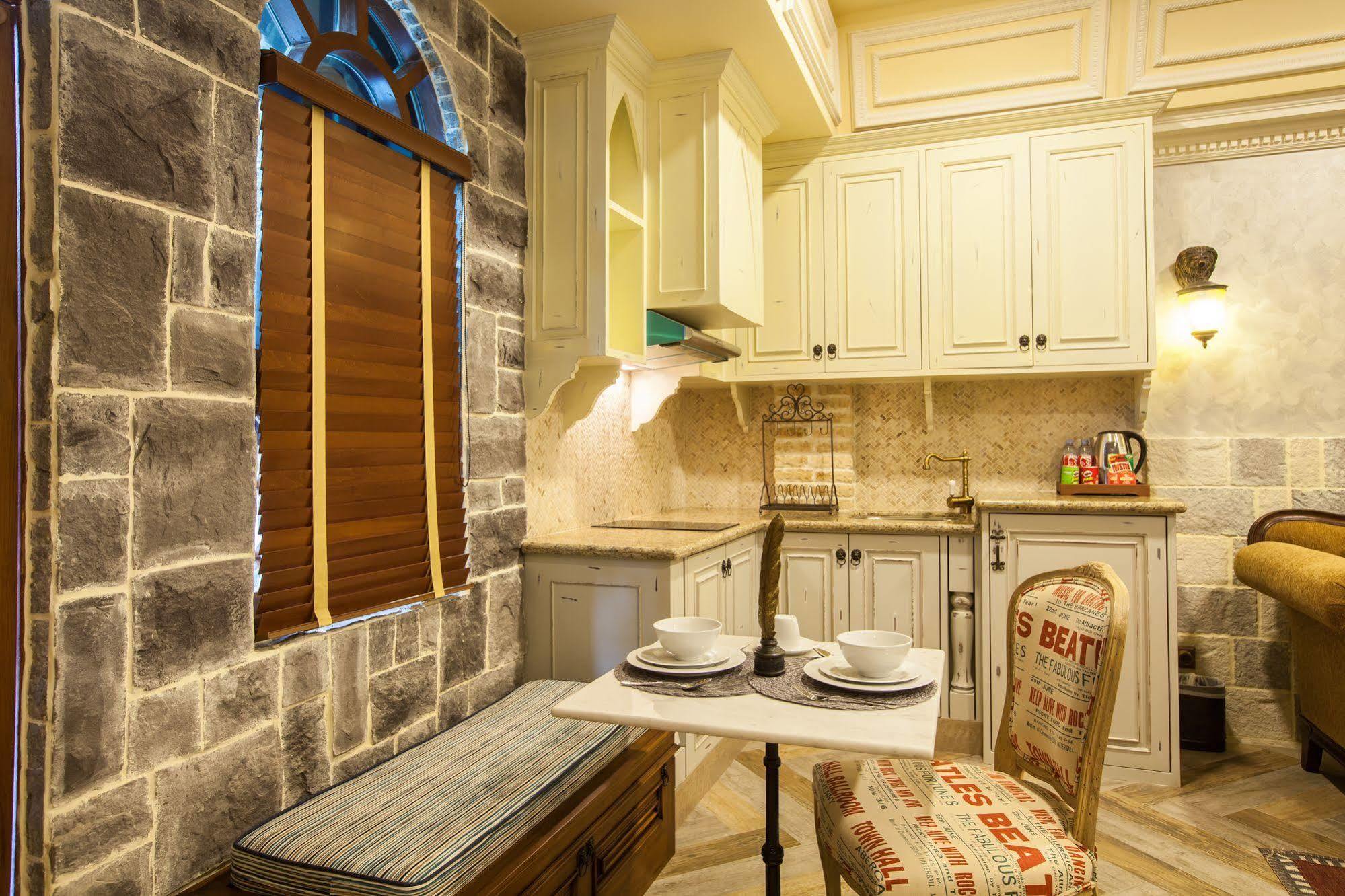 S' Private House Hotel 3*