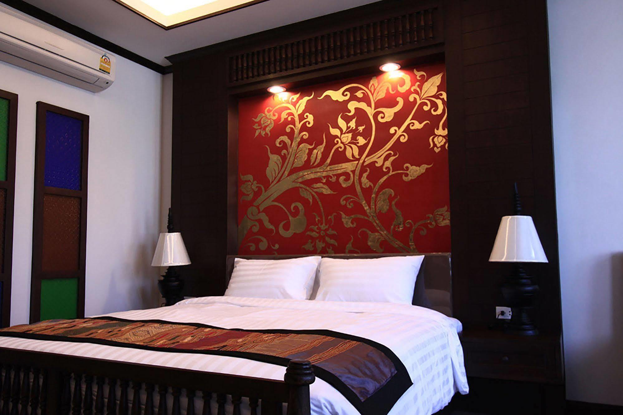 Hotel Baan Ratchiangsaen