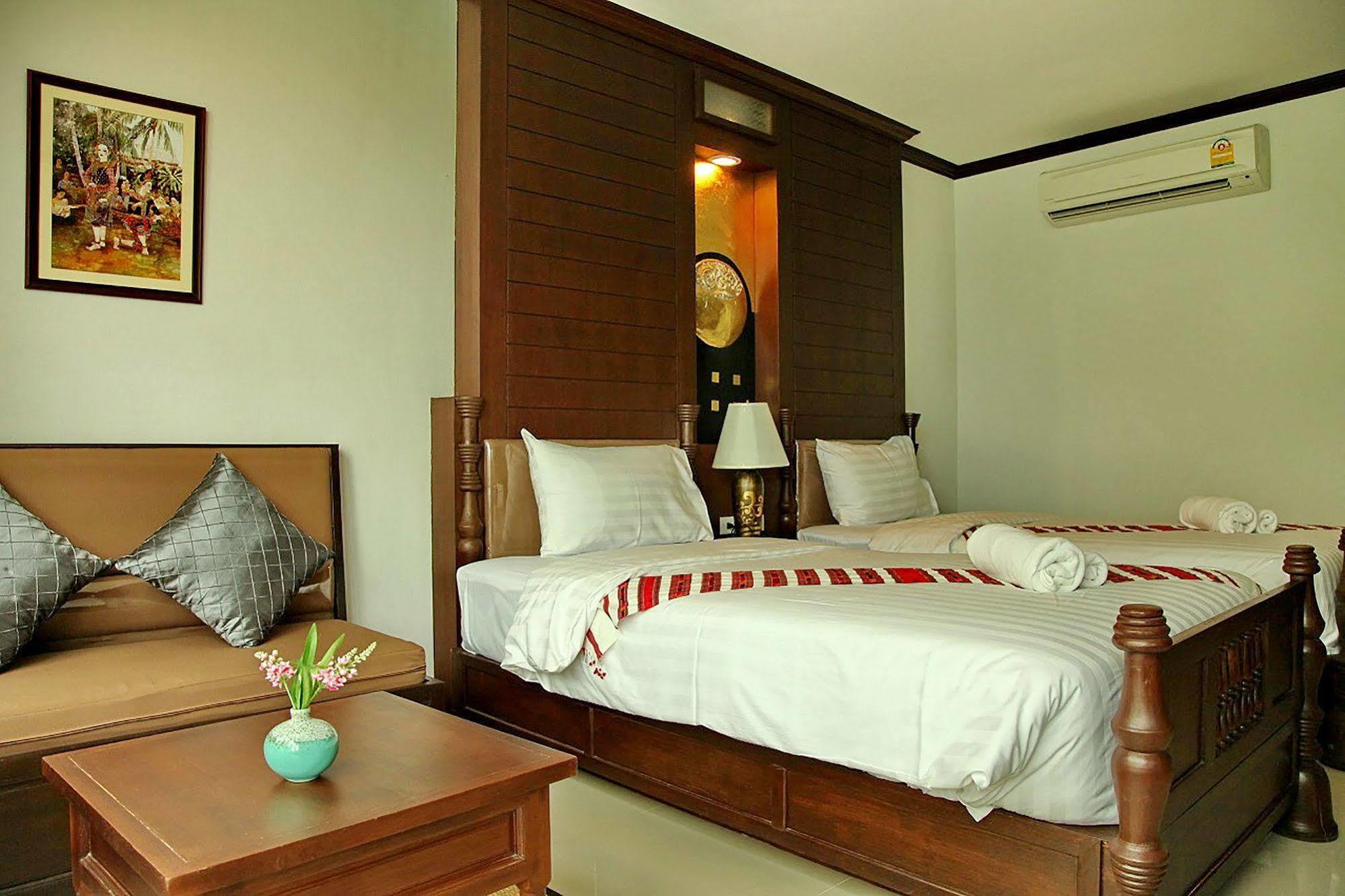 Baan Ratchiangsaen 3*