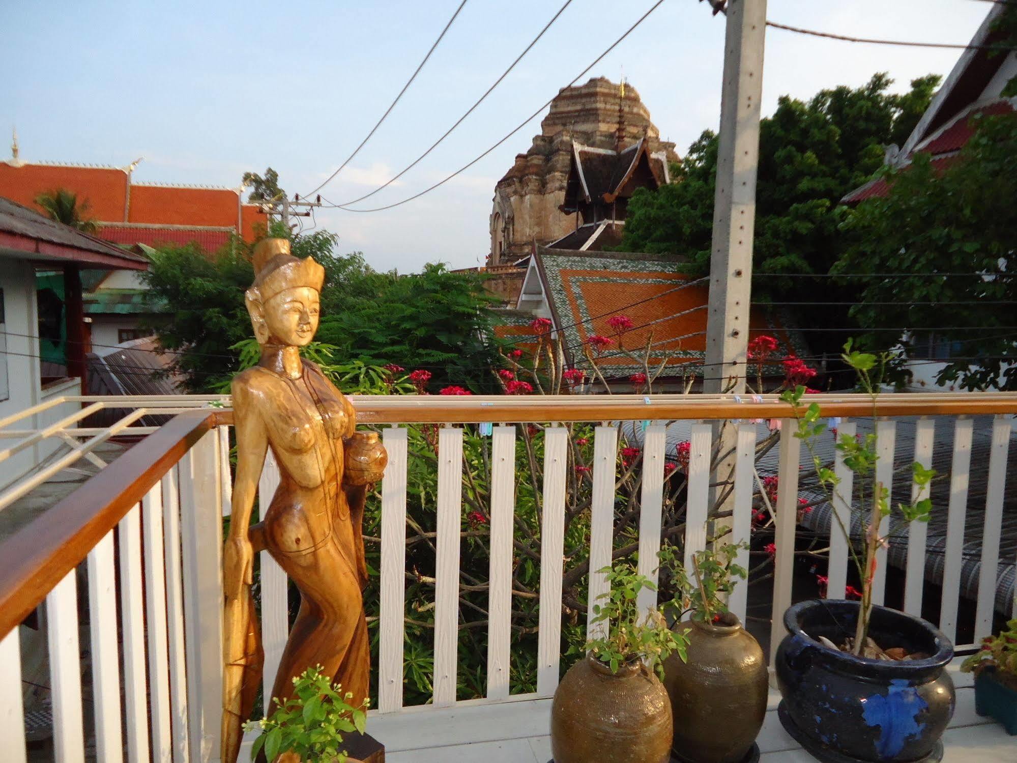 Guest house The California Chiang Mai