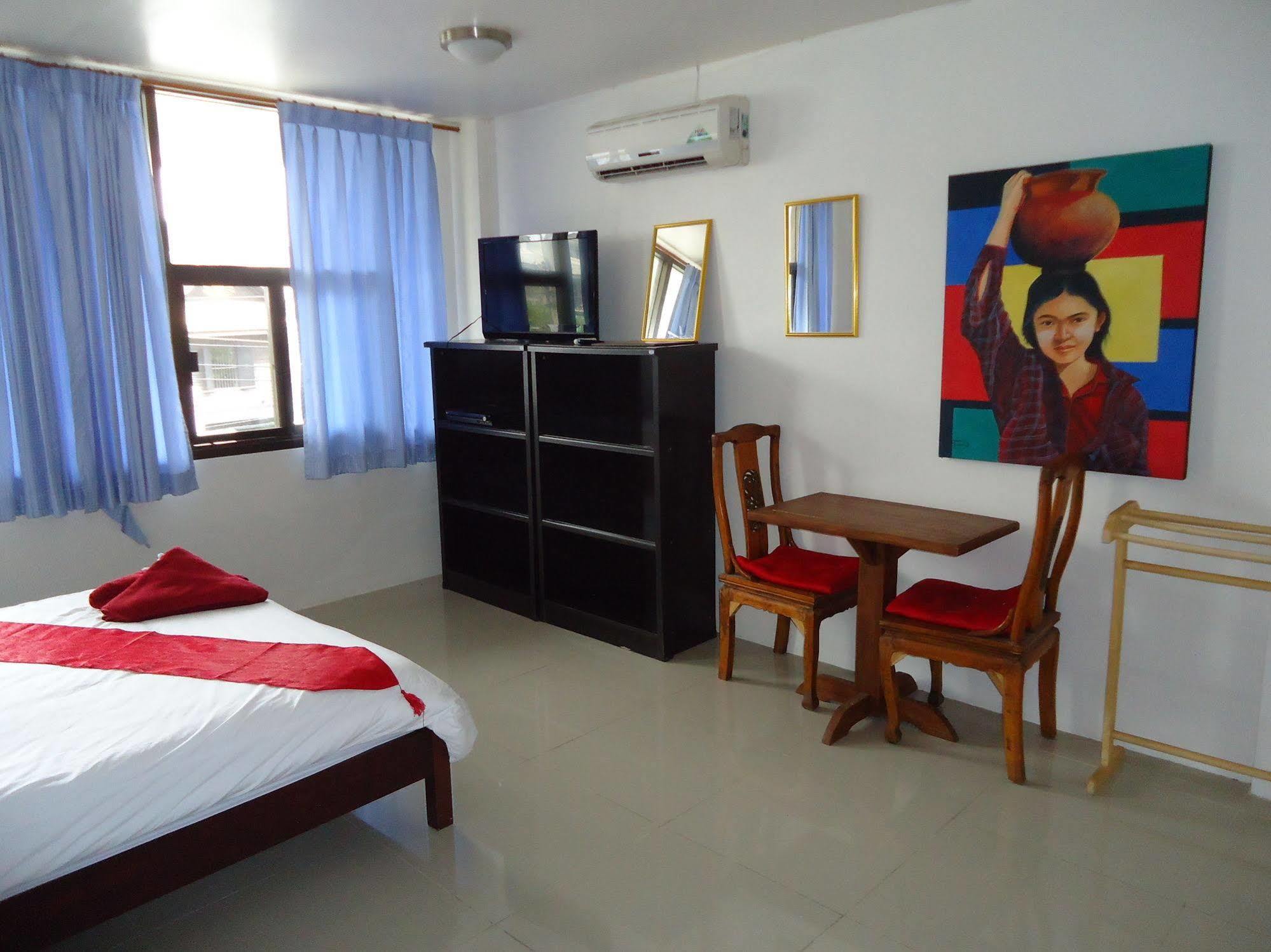 The California Guest house 3*