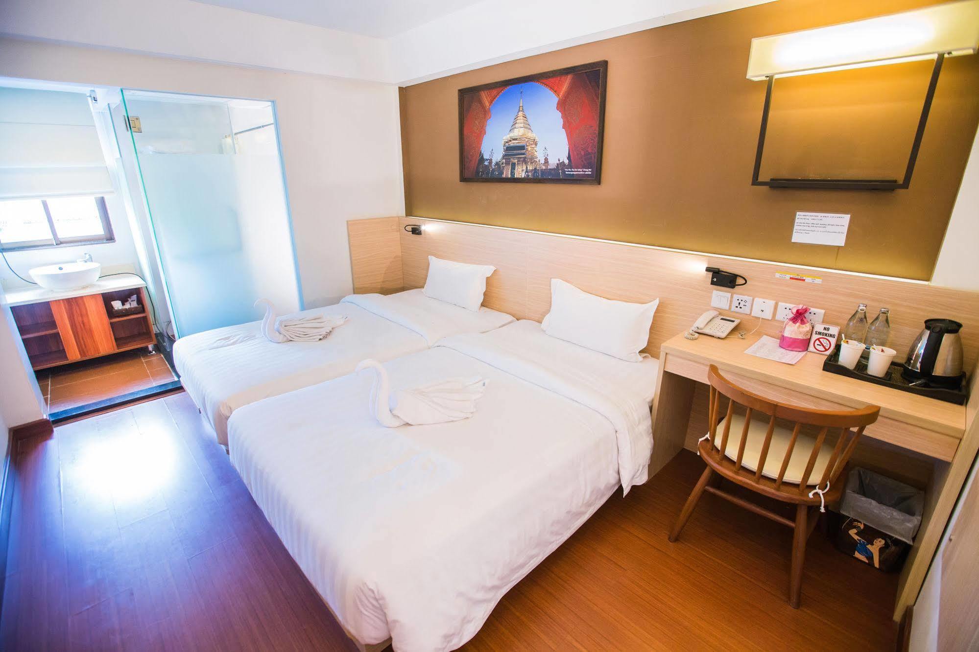 Hotel Chiang Roi 7 Days 3*