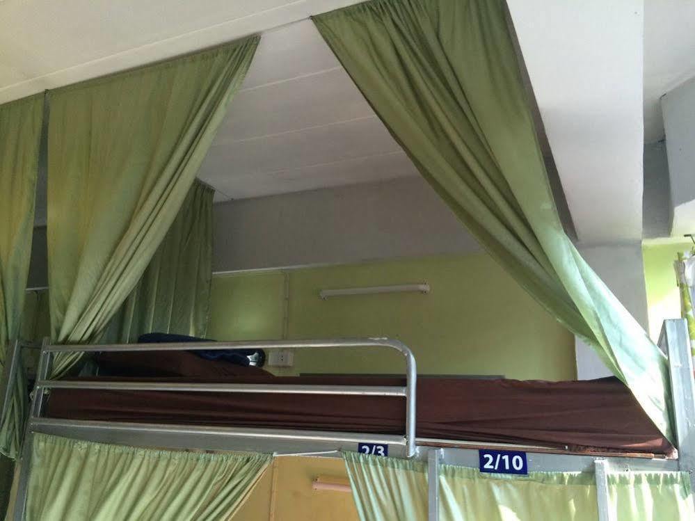 I-smile & U2 Hostel *