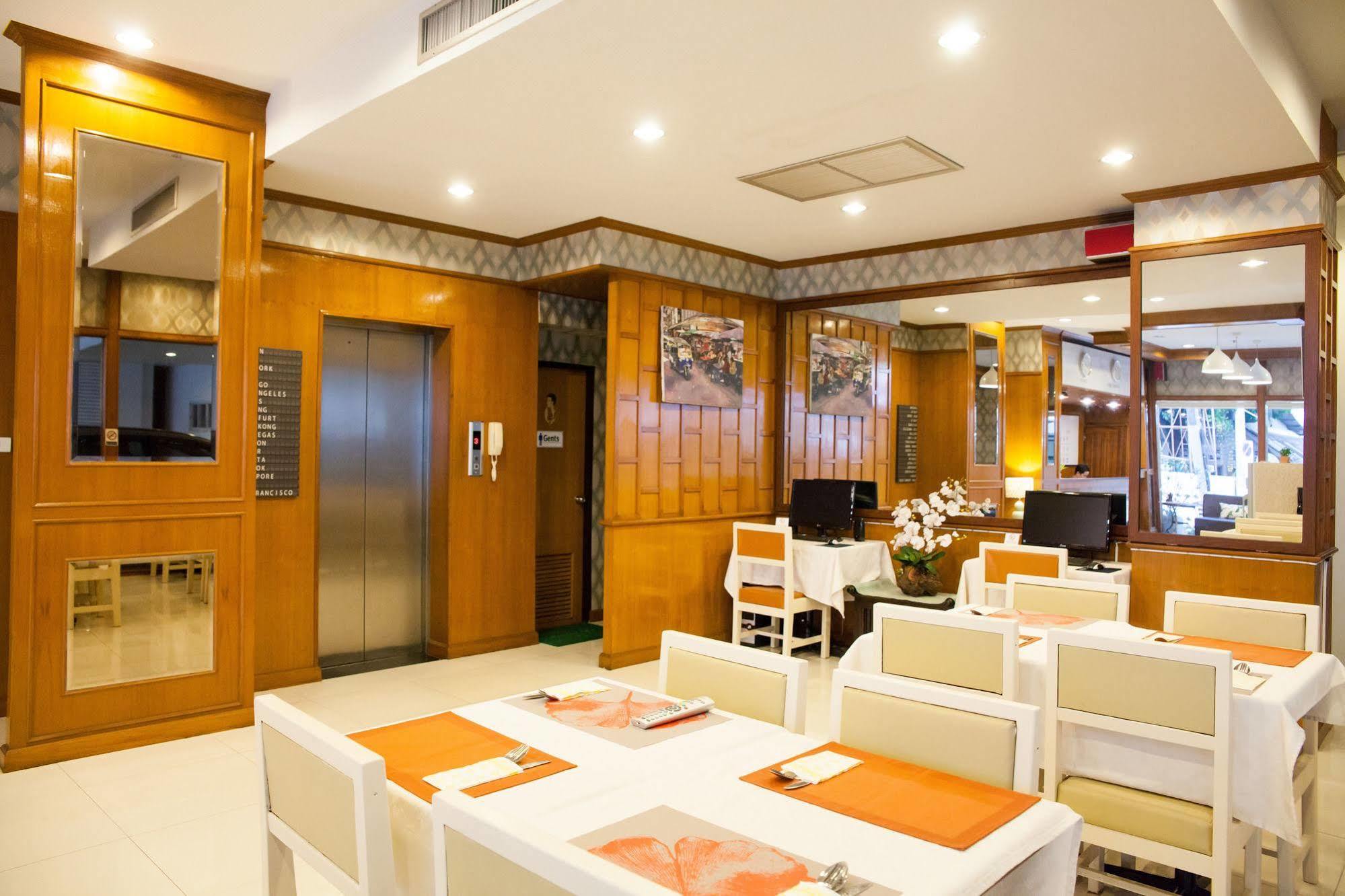 Fa Dragon Hotel 3*