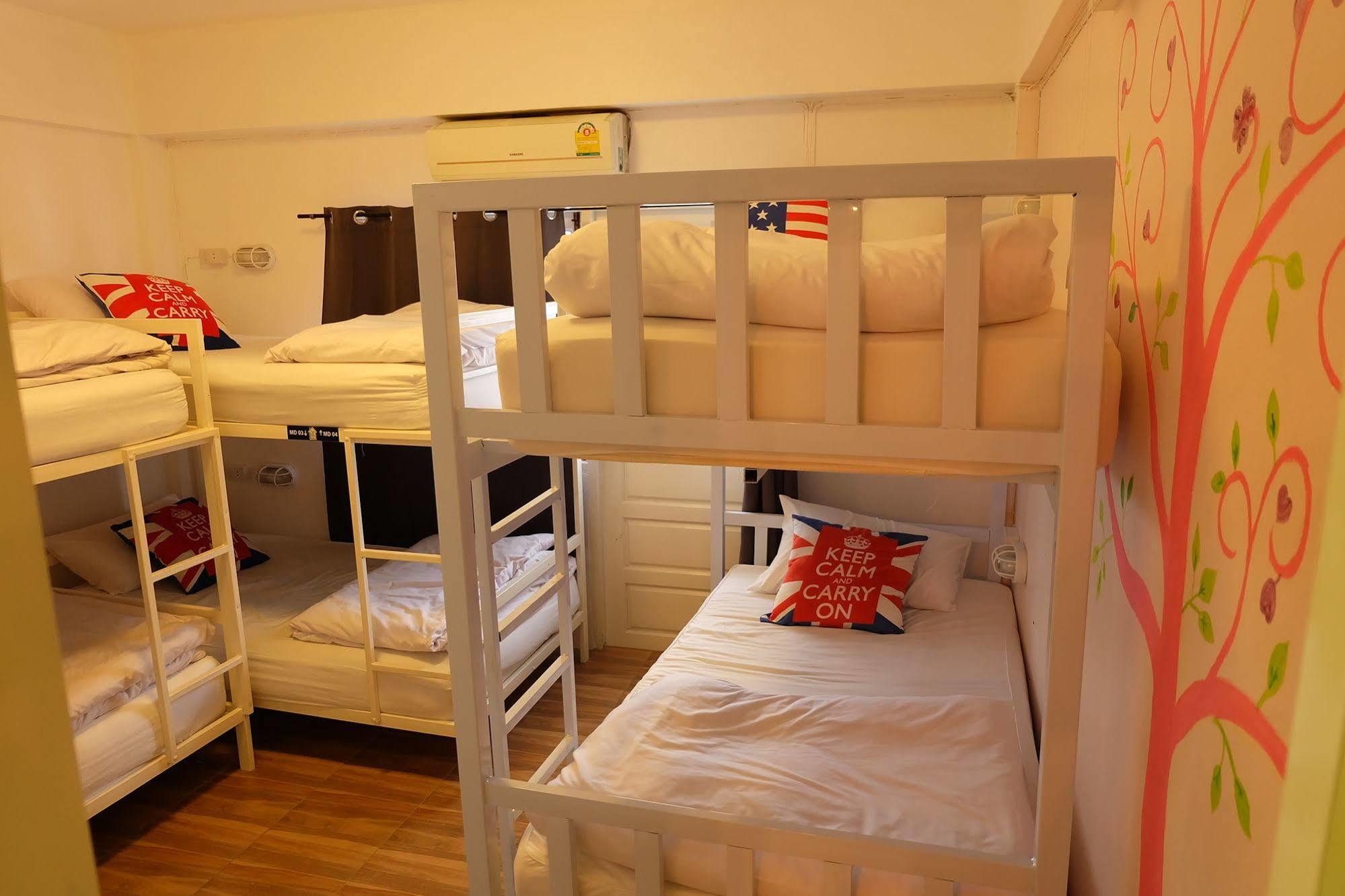 Hostel Finlay House *