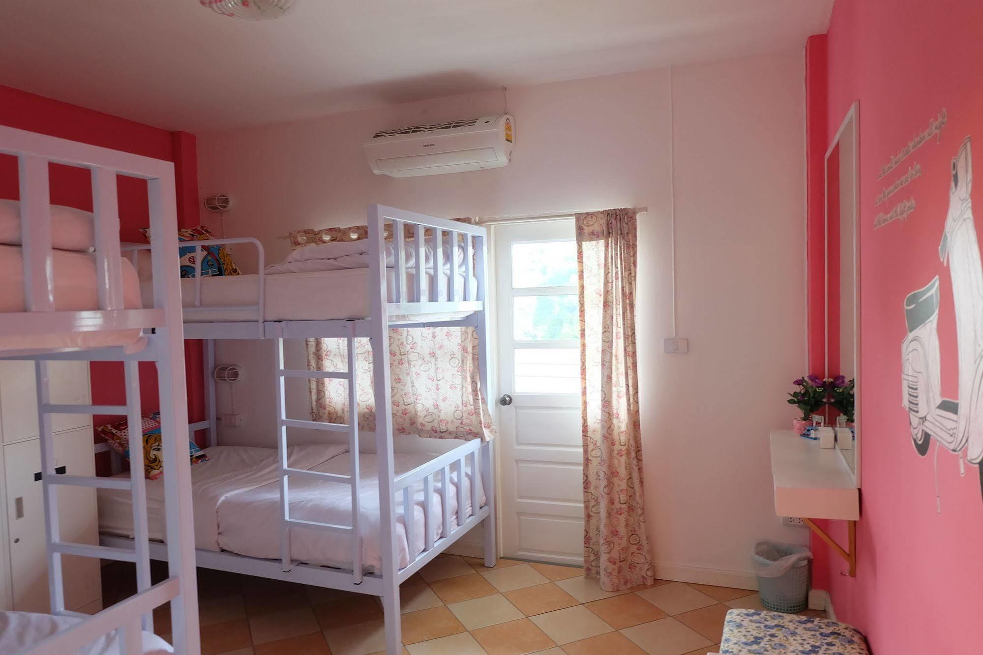 Finlay House Hostel Chiang Mai
