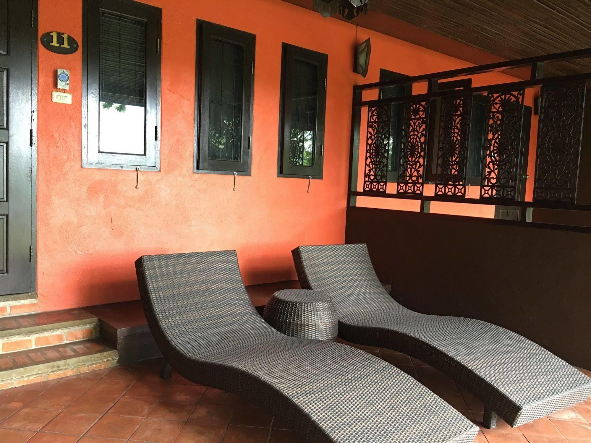 Baan Nam Ping Riverside Tempat peranginan 3*