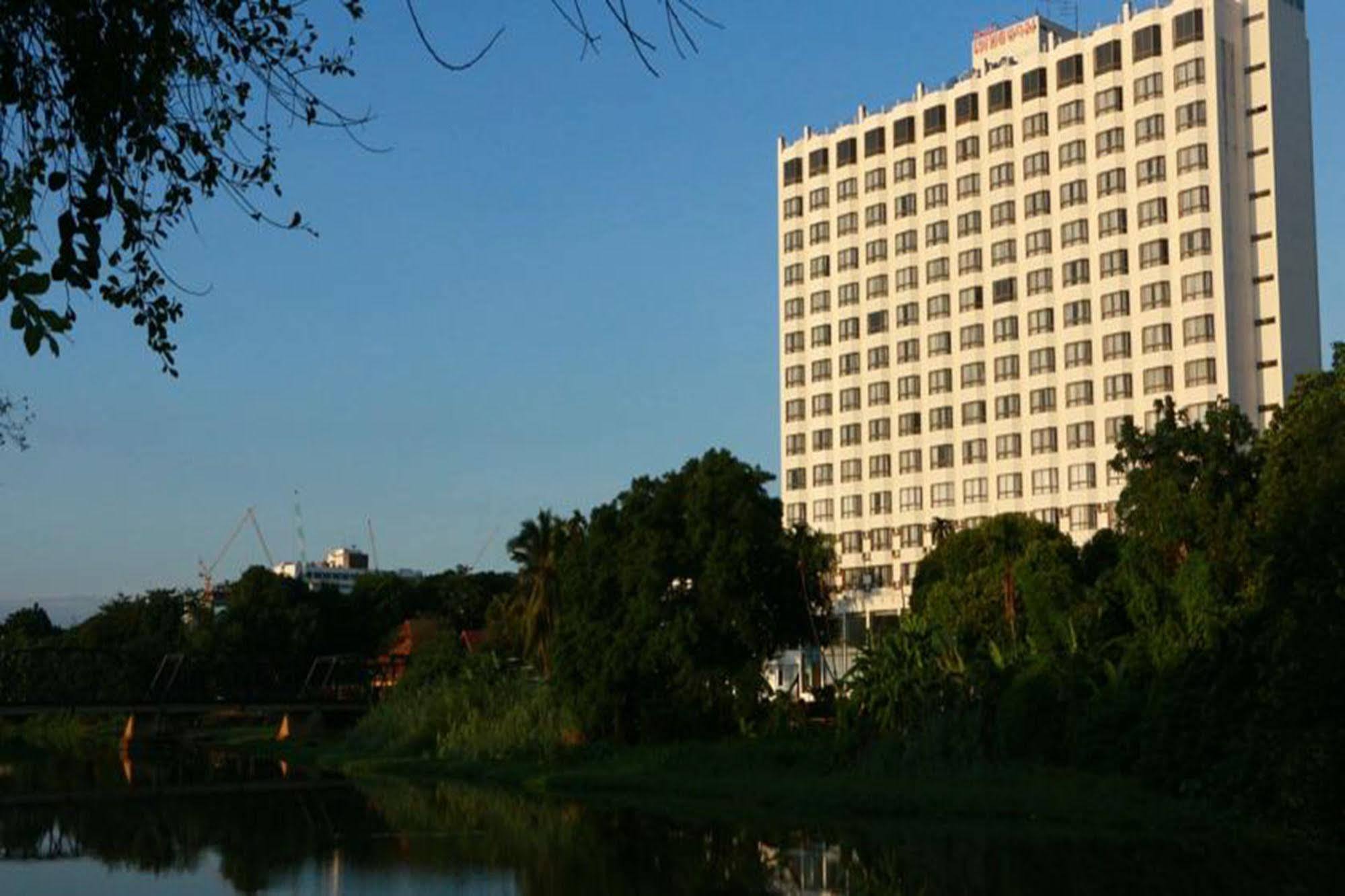 Hotel Diamond River Ping Petch-ngam