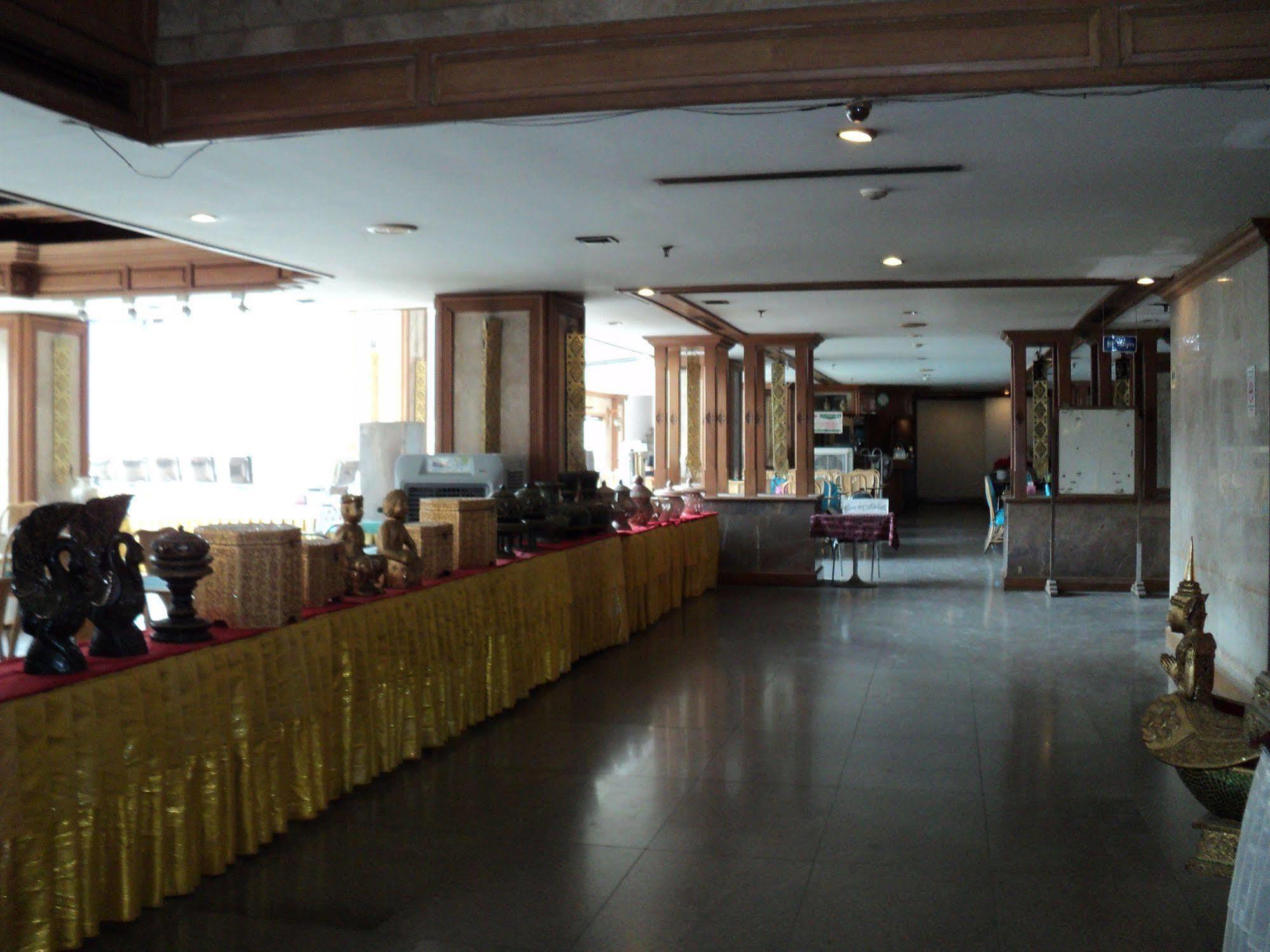 Diamond River Ping Petch-ngam Hotel 3*
