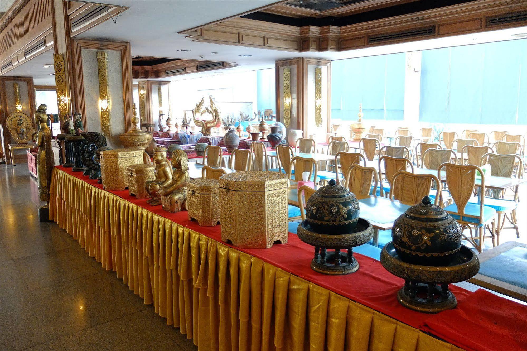 Diamond River Ping Petch-ngam Hotel 3*