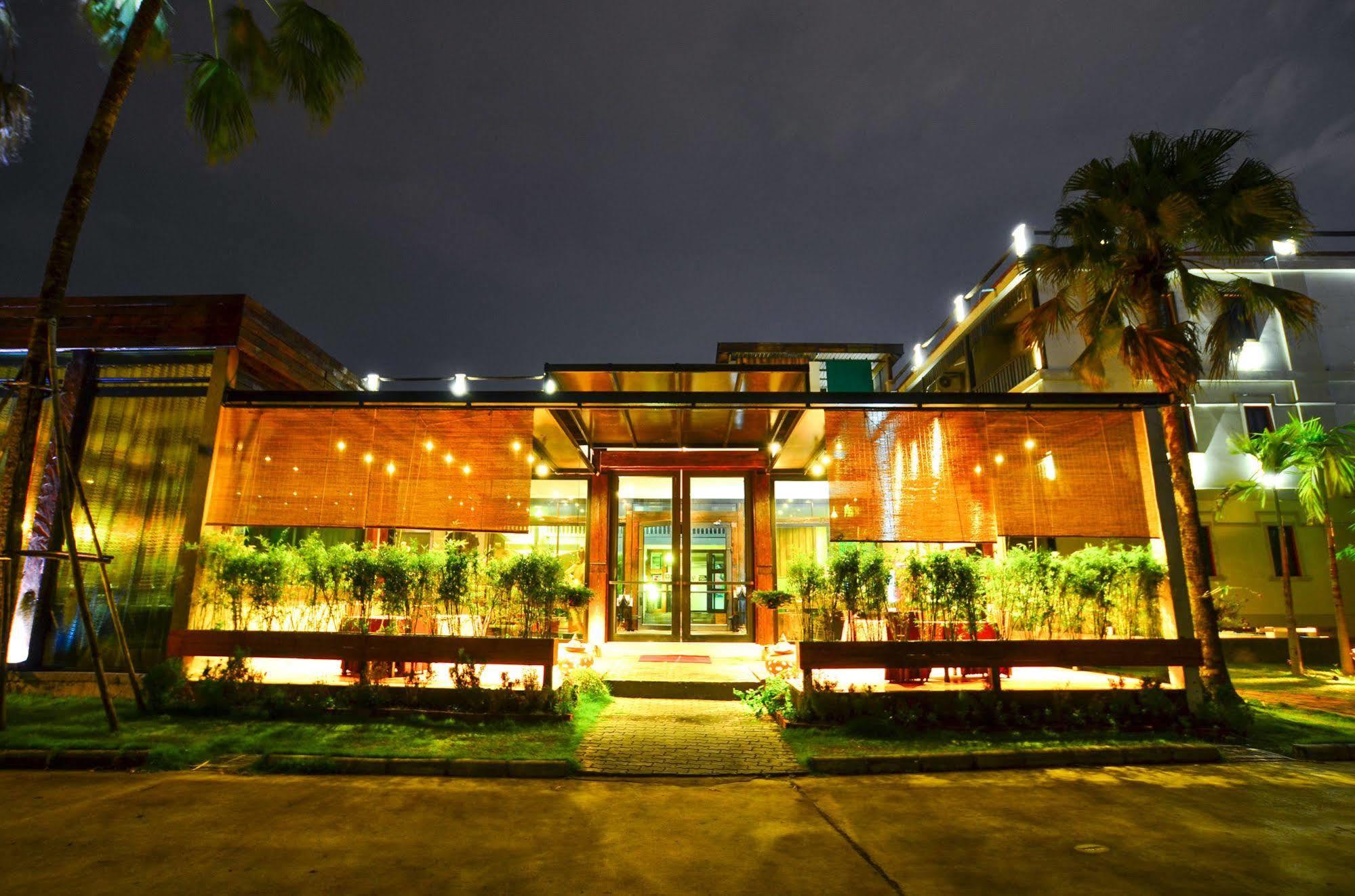 Bamboori Boutique