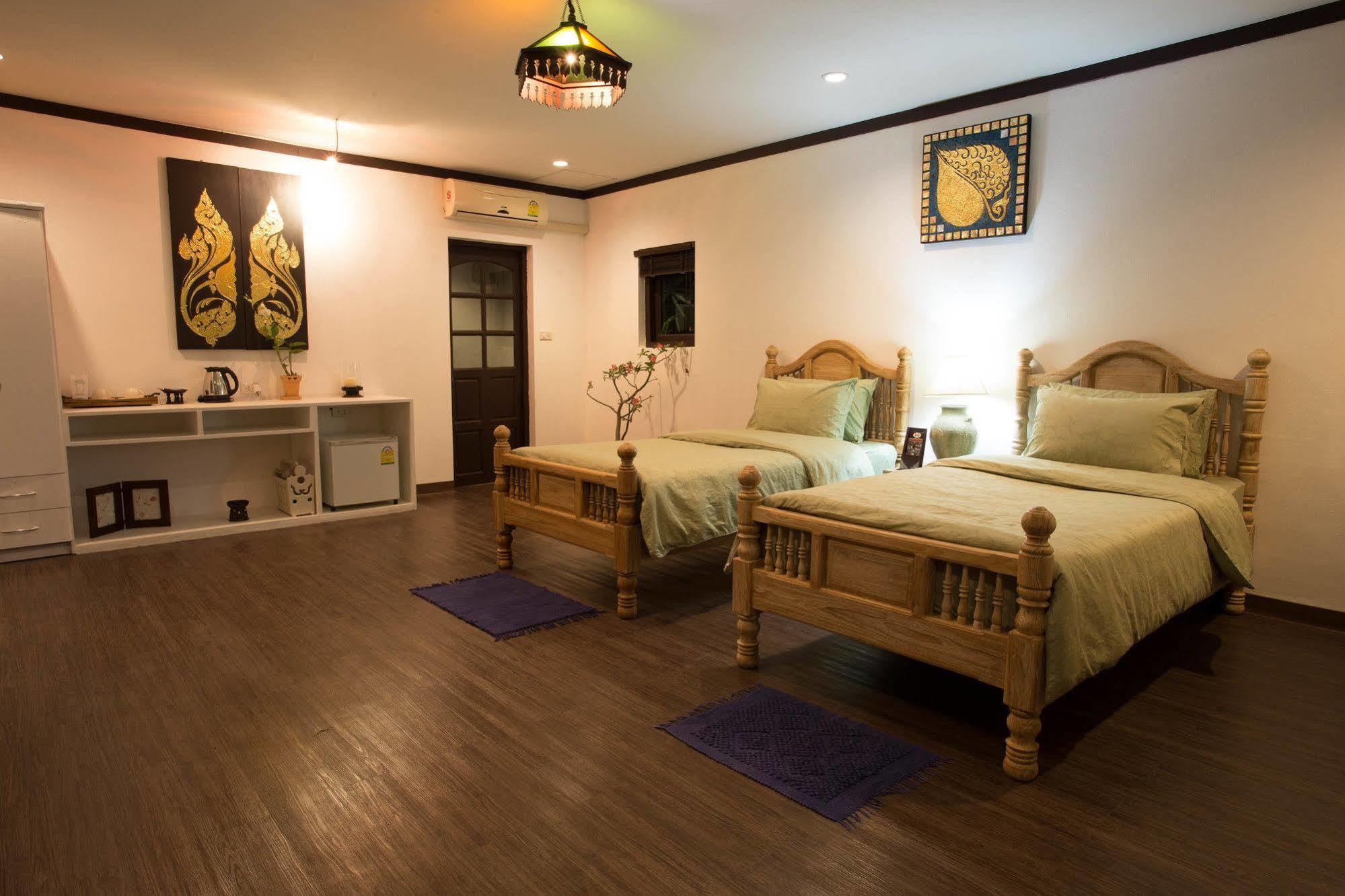 E-outfitting Boutique Resort 4*