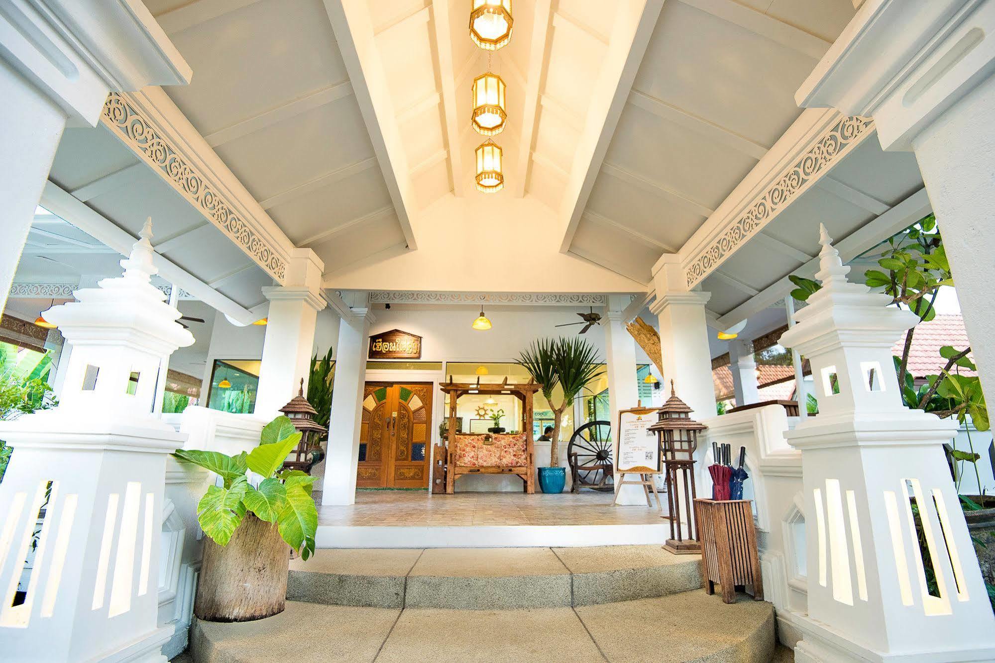 Resort E-outfitting Boutique 4*
