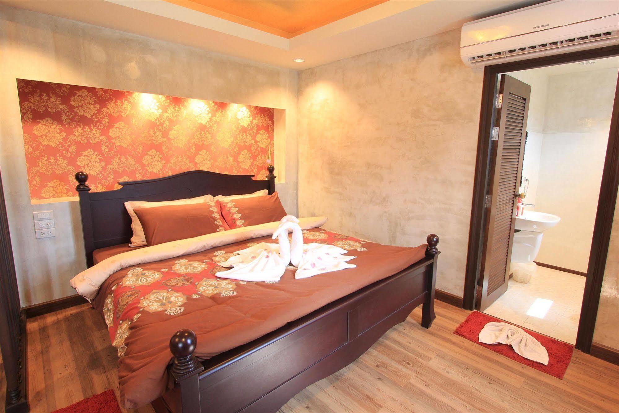 Inspire House 3* Chiang Mai
