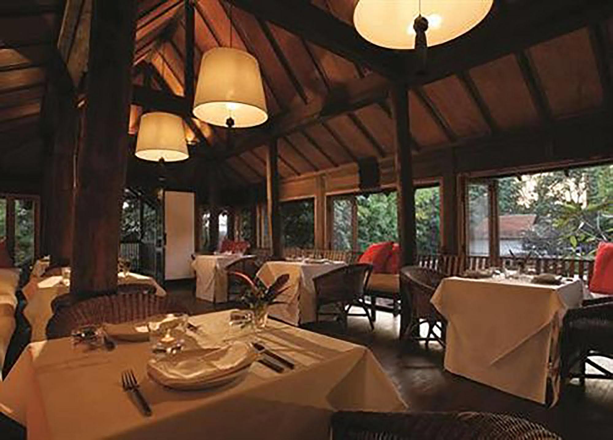 Tamarind Village Resort 4*