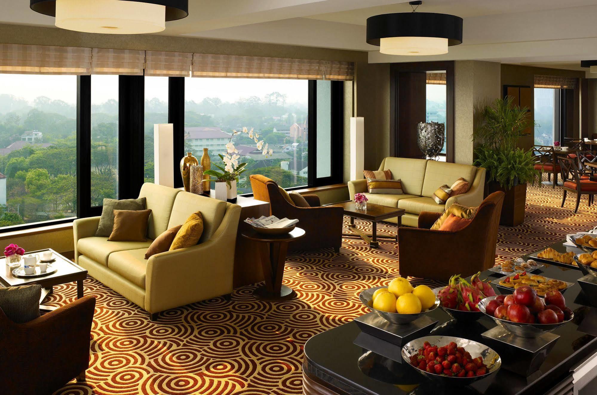 Shangri-la 5* Chiang Mai