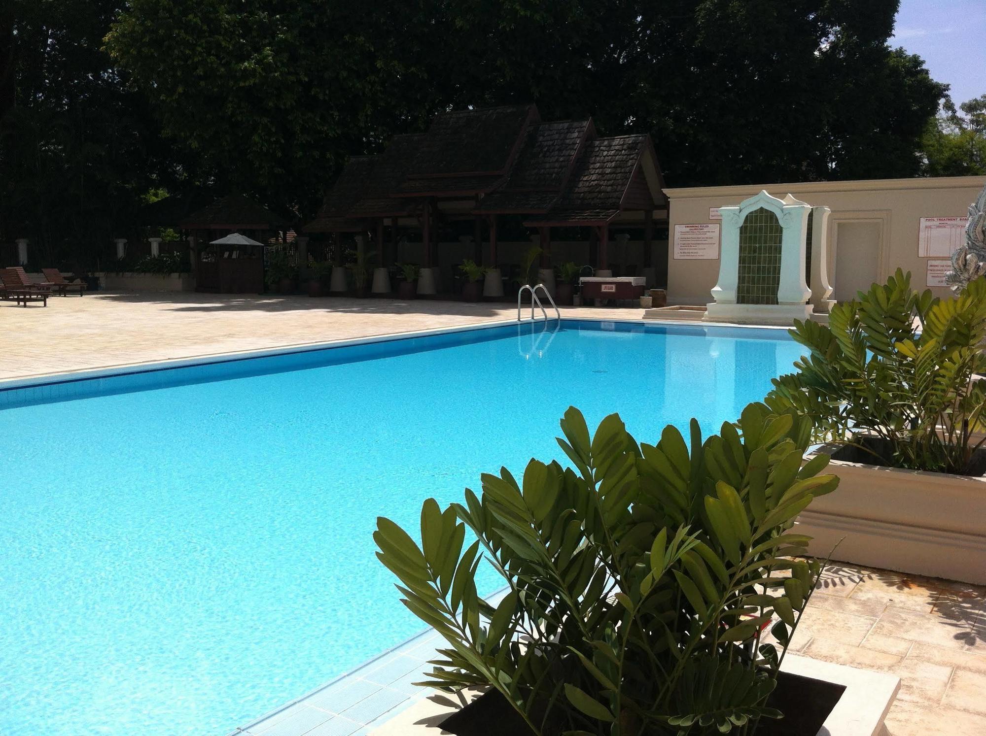 Chiangmai Plaza Hotel