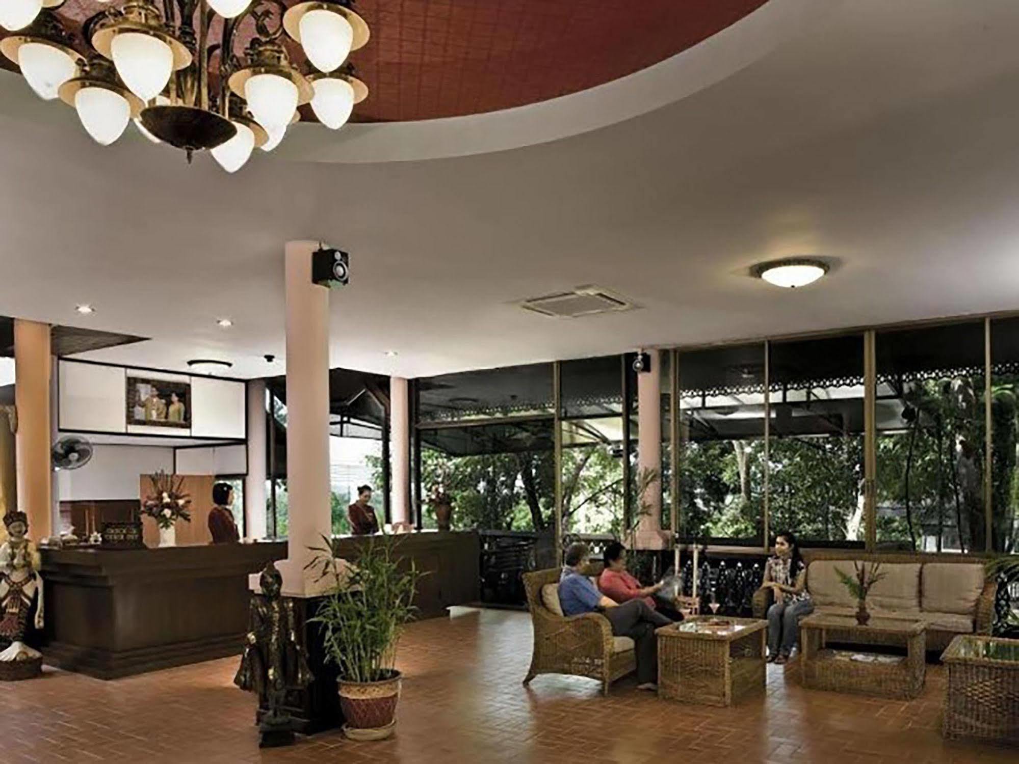 Suansawan Resort 4*