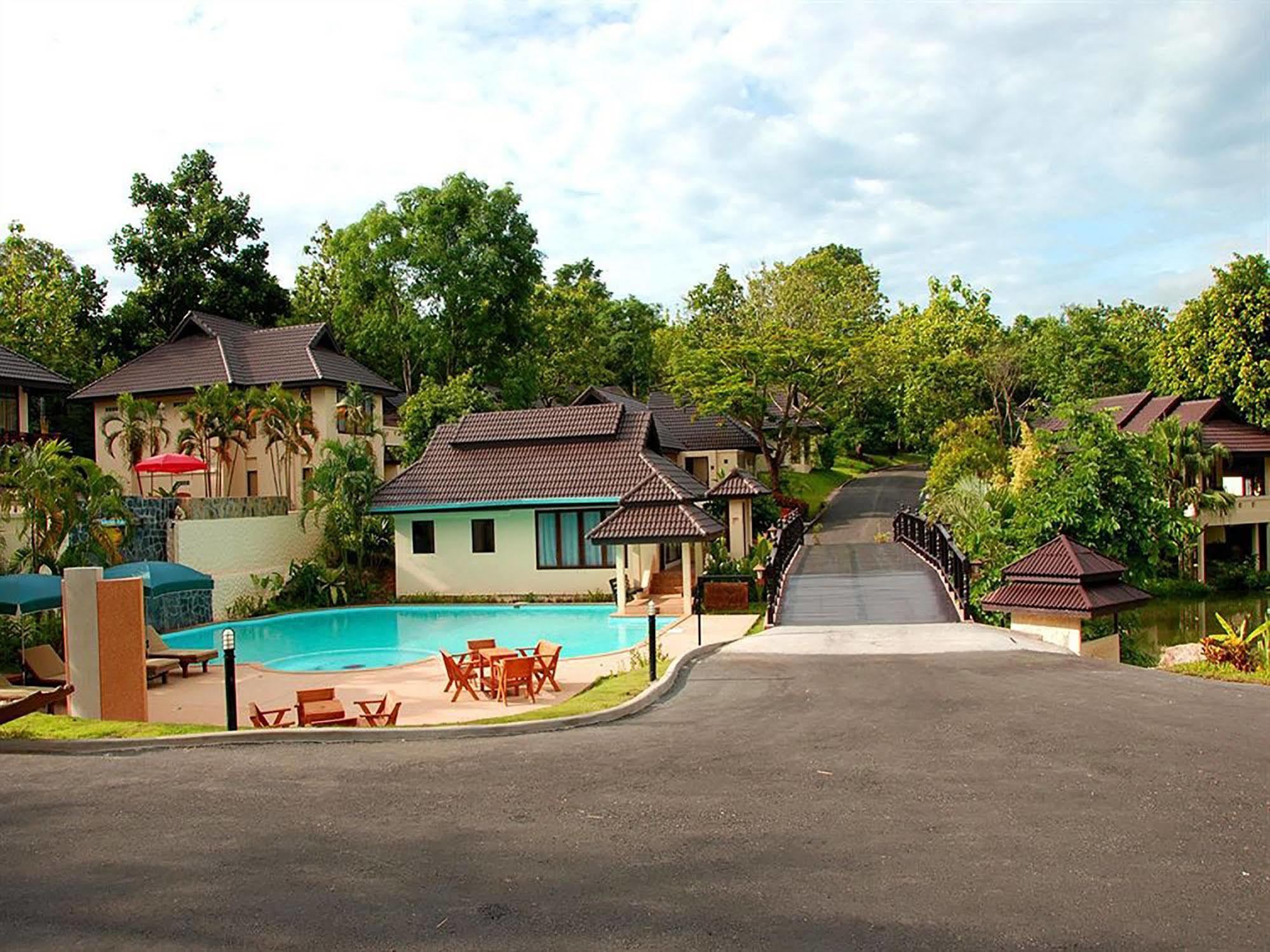 Resort Suansawan 4*