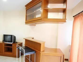 Noppakao Place Aparthotel Chiang Mai