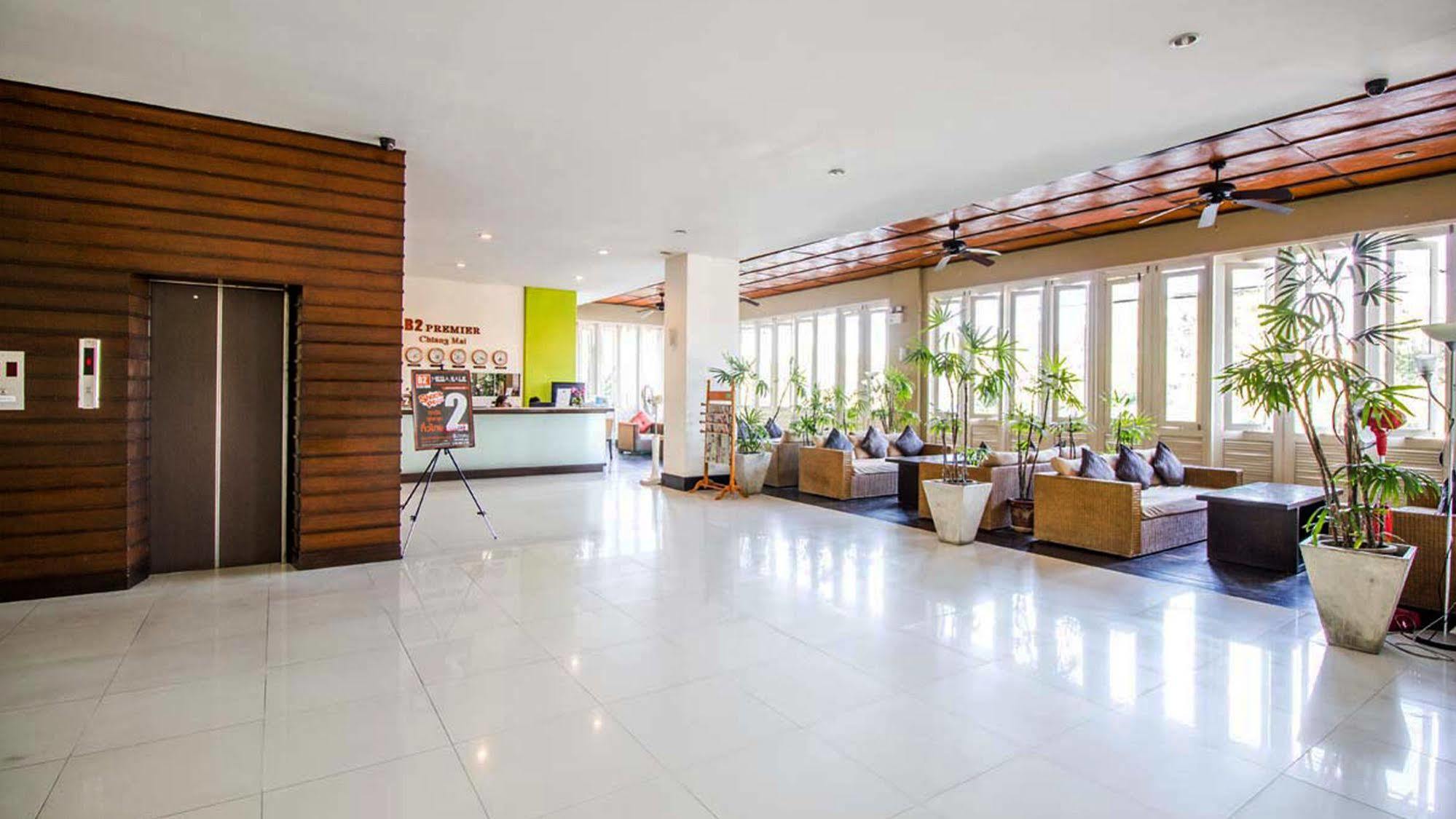B2 Premier & Hotel 3*