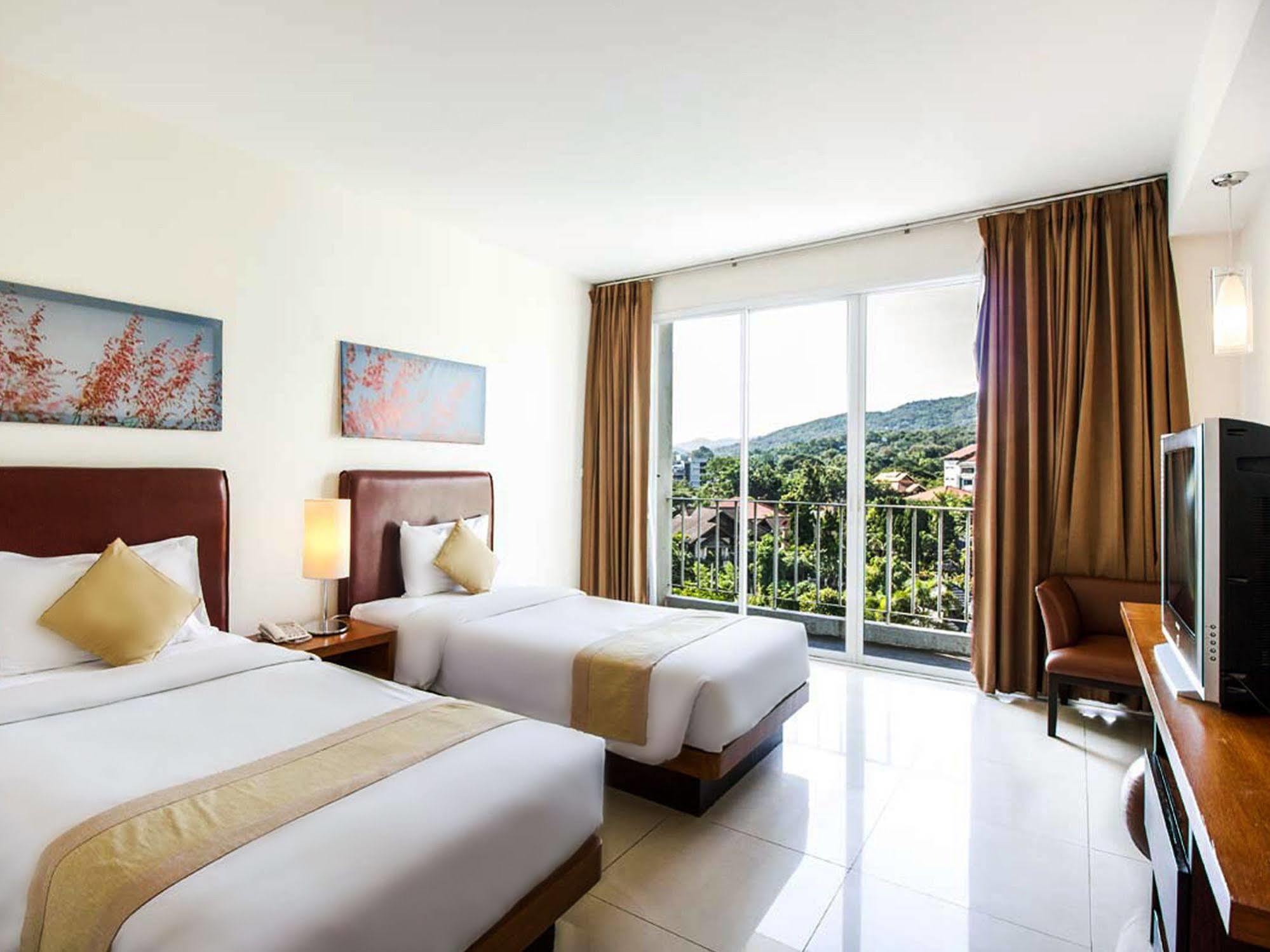 Hotel B2 Premier & 3*