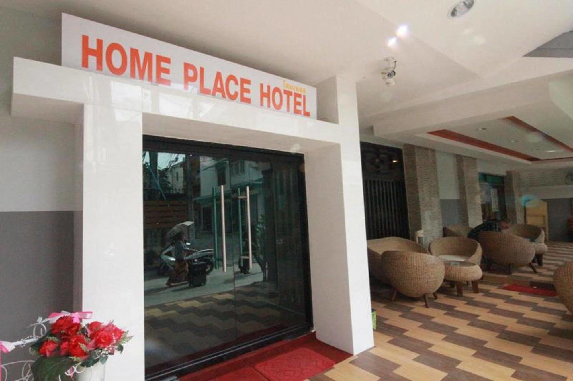 Place 2* Chiang Mai