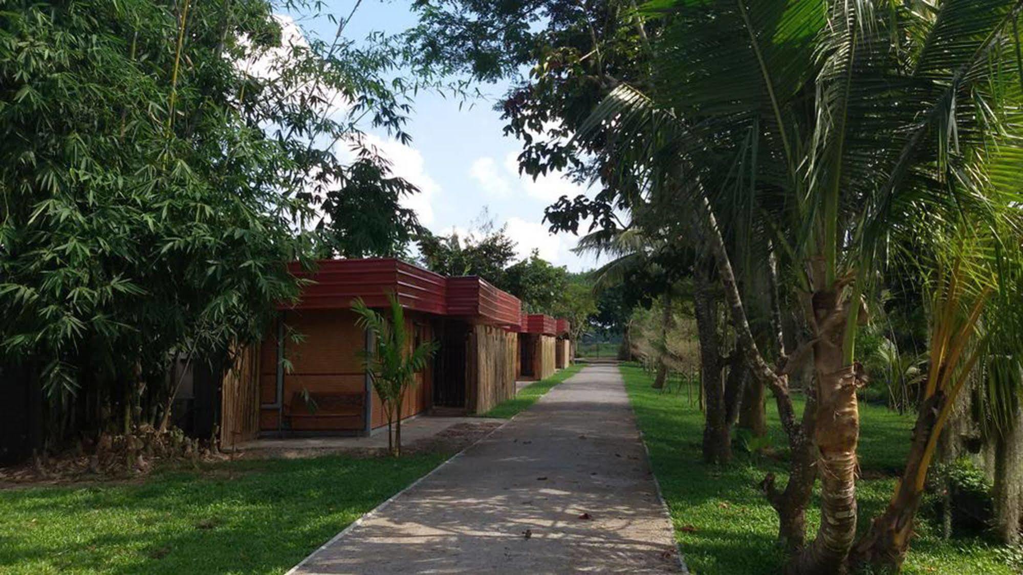 Rachaherb Gardens Resort 3*