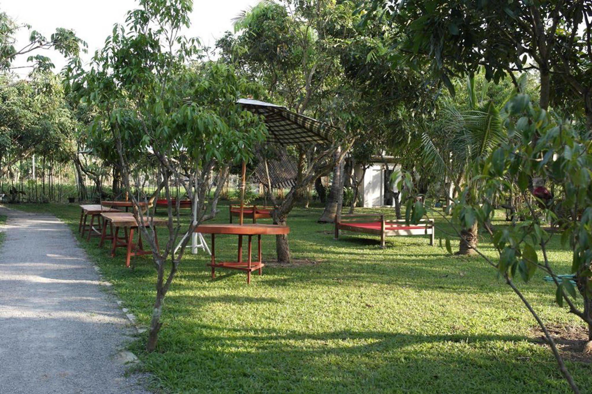 Rachaherb Gardens 3*