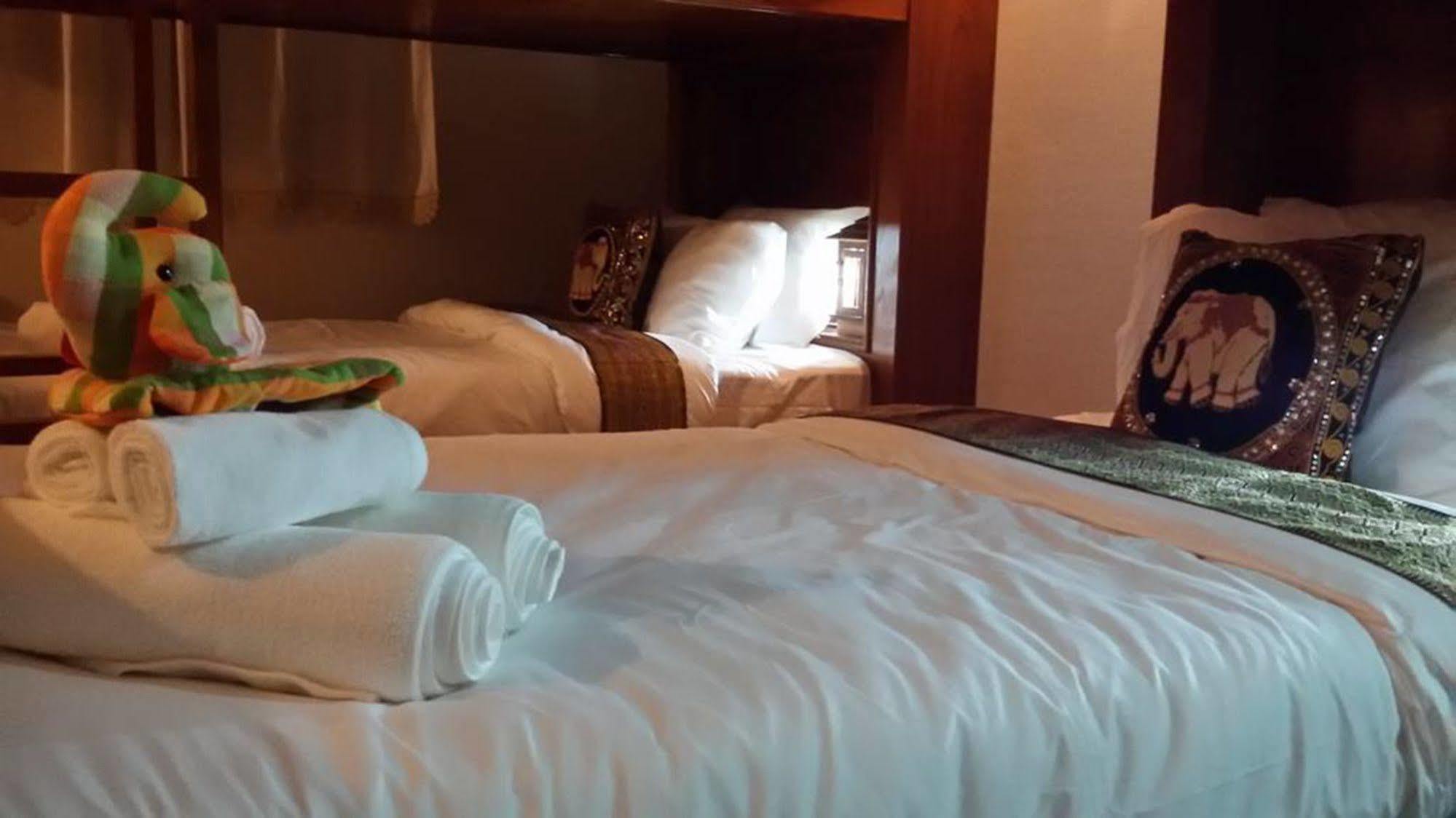 Rachaherb Gardens Resort 3*