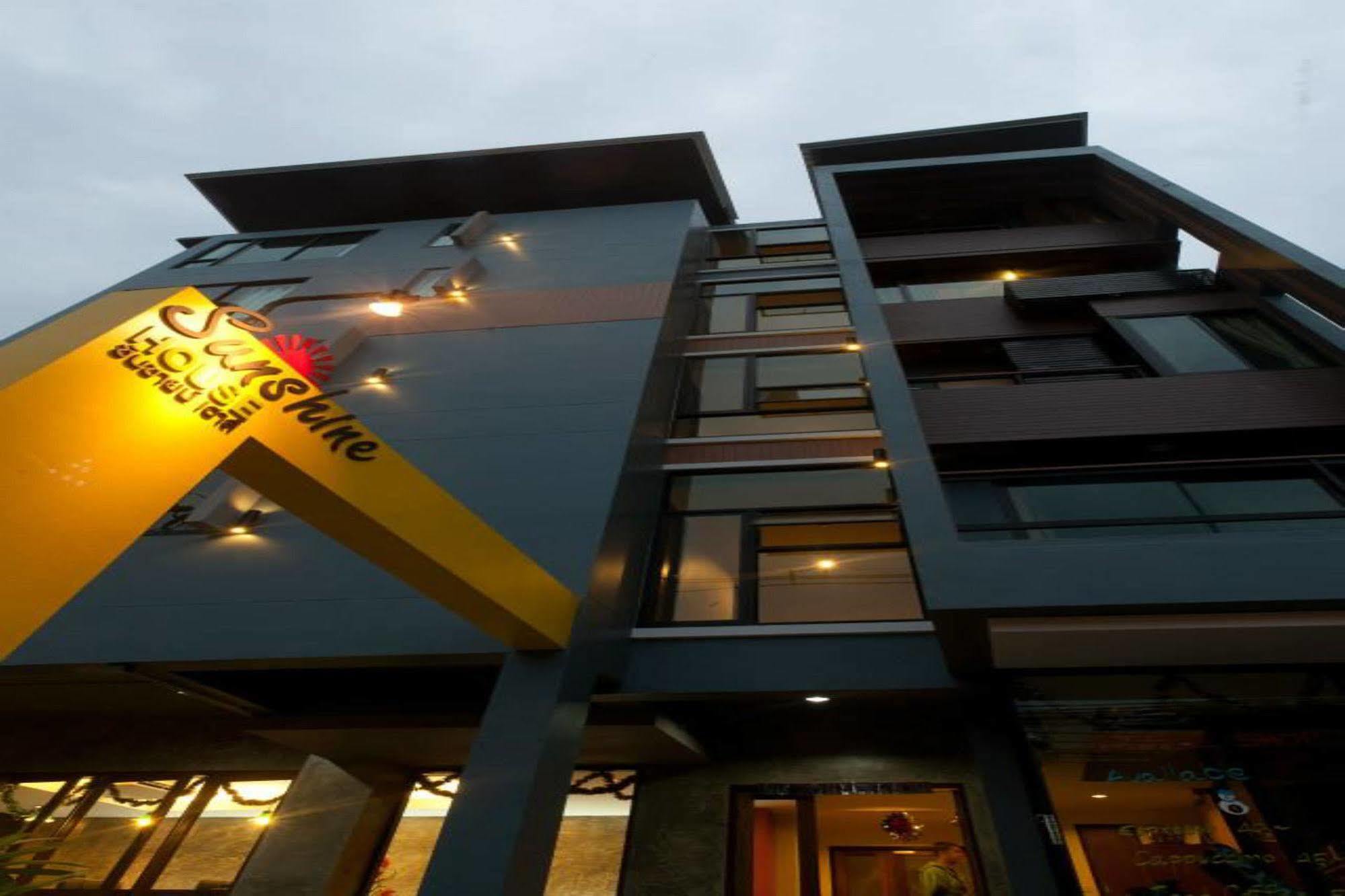 Oyo 233 Sunshine House 3*
