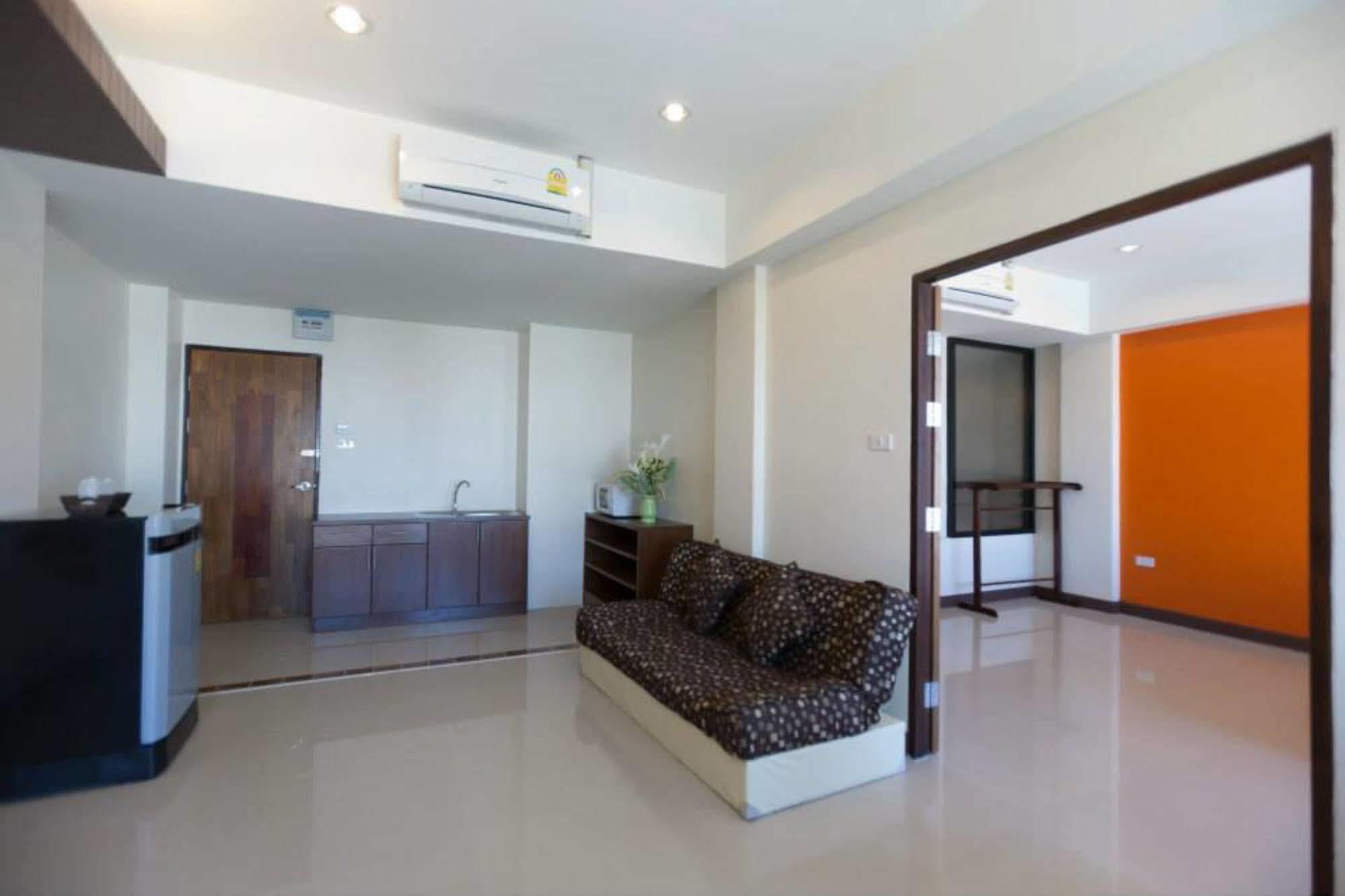 Oyo 233 Sunshine House Chiang Mai