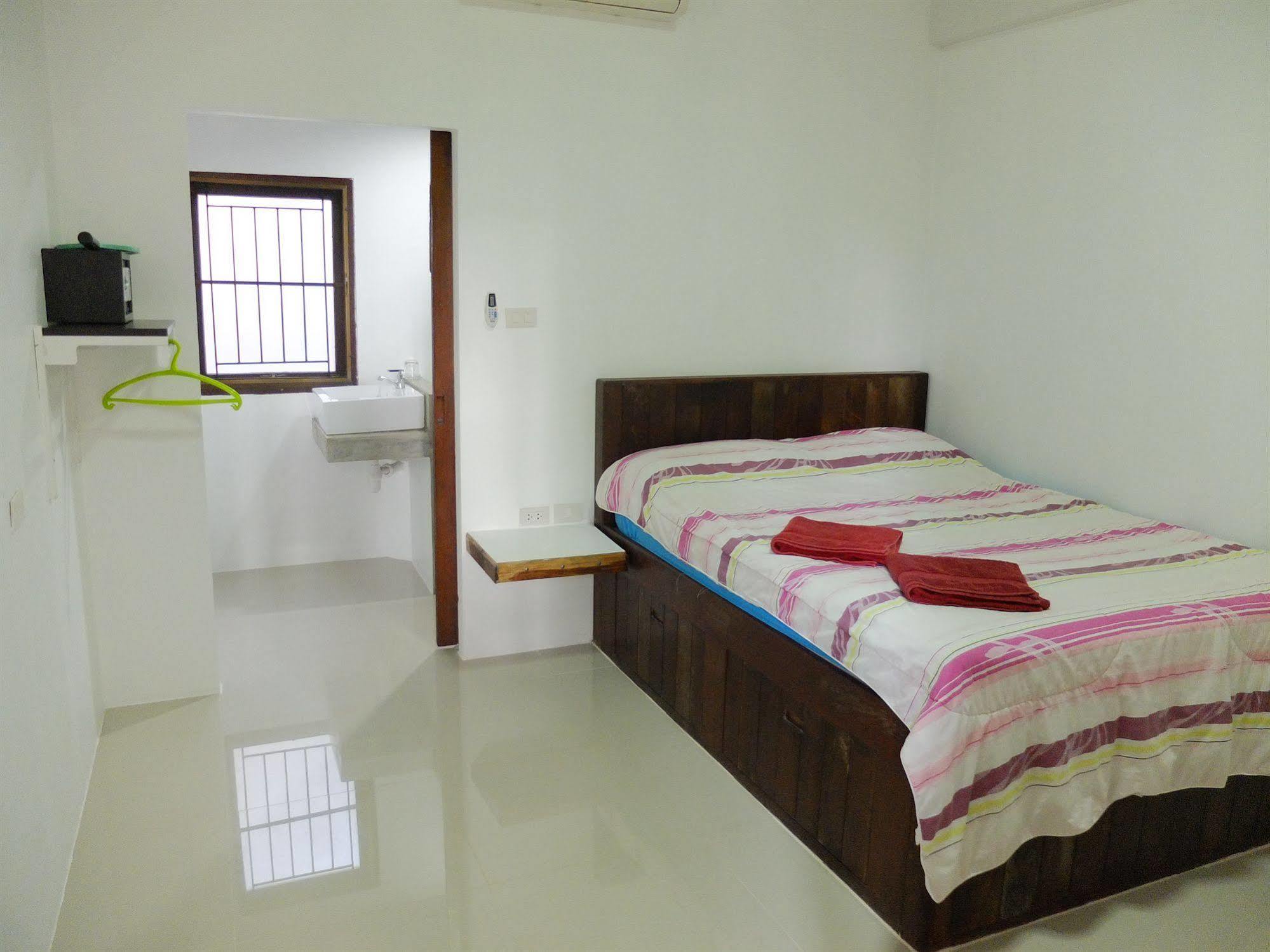 Tr 2* Chiang Mai