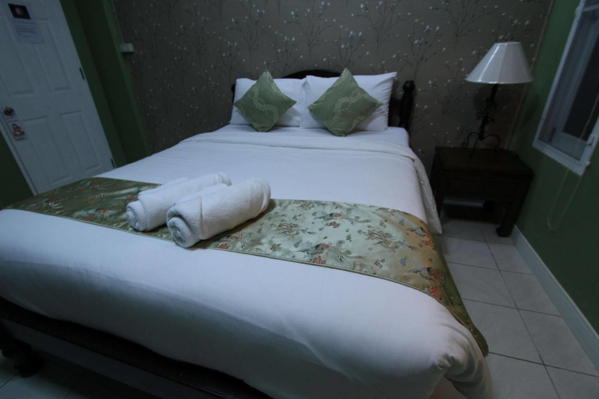 Rumah tetamu Baan Thalang @ *