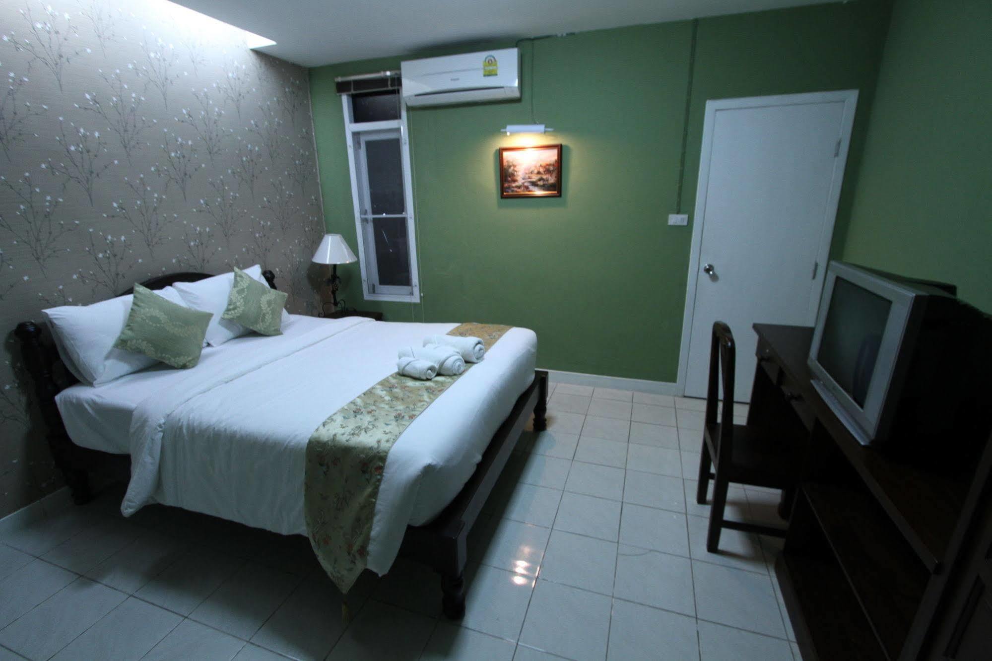 Rumah tetamu Baan Thalang @ *