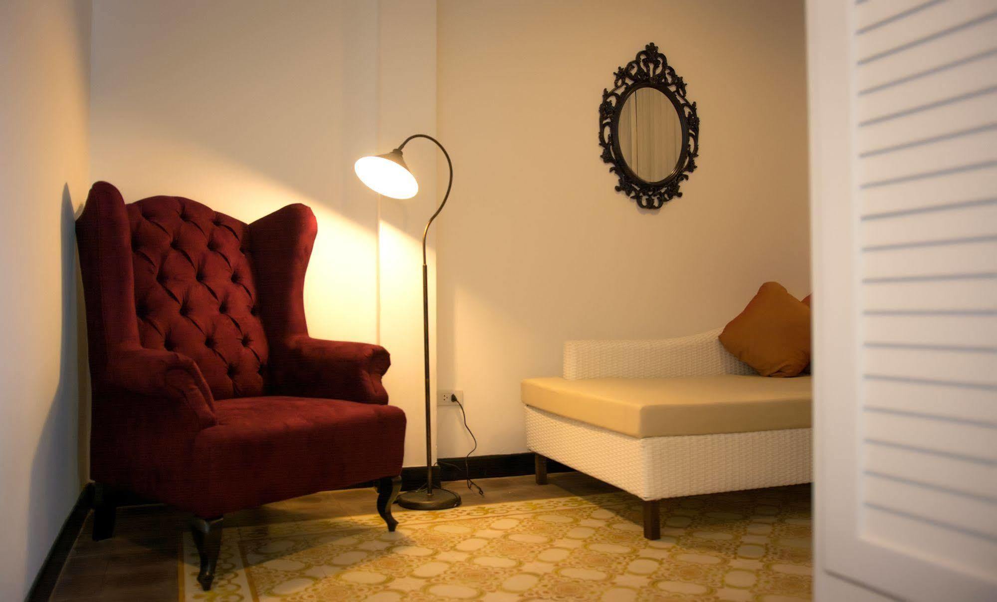 Nidhra Lanna Hotel 4*