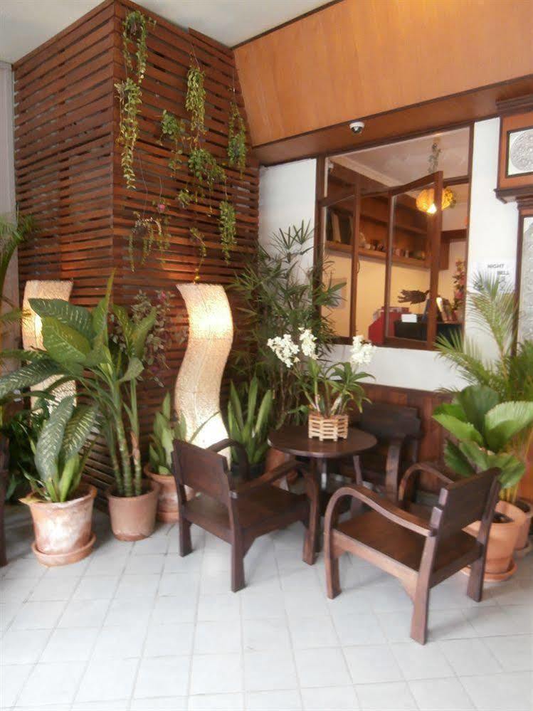 Nonni Guest house *