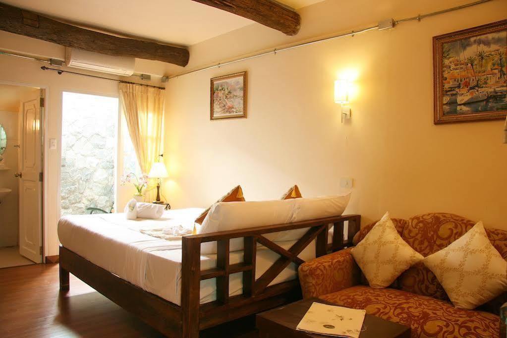 I'm Happy Bed & Breakfast 2*