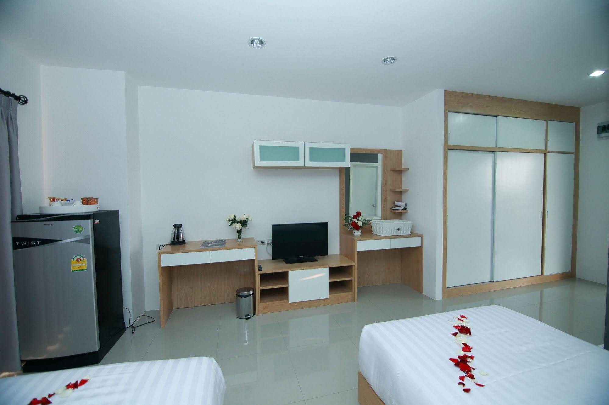 Sg Aparthotel