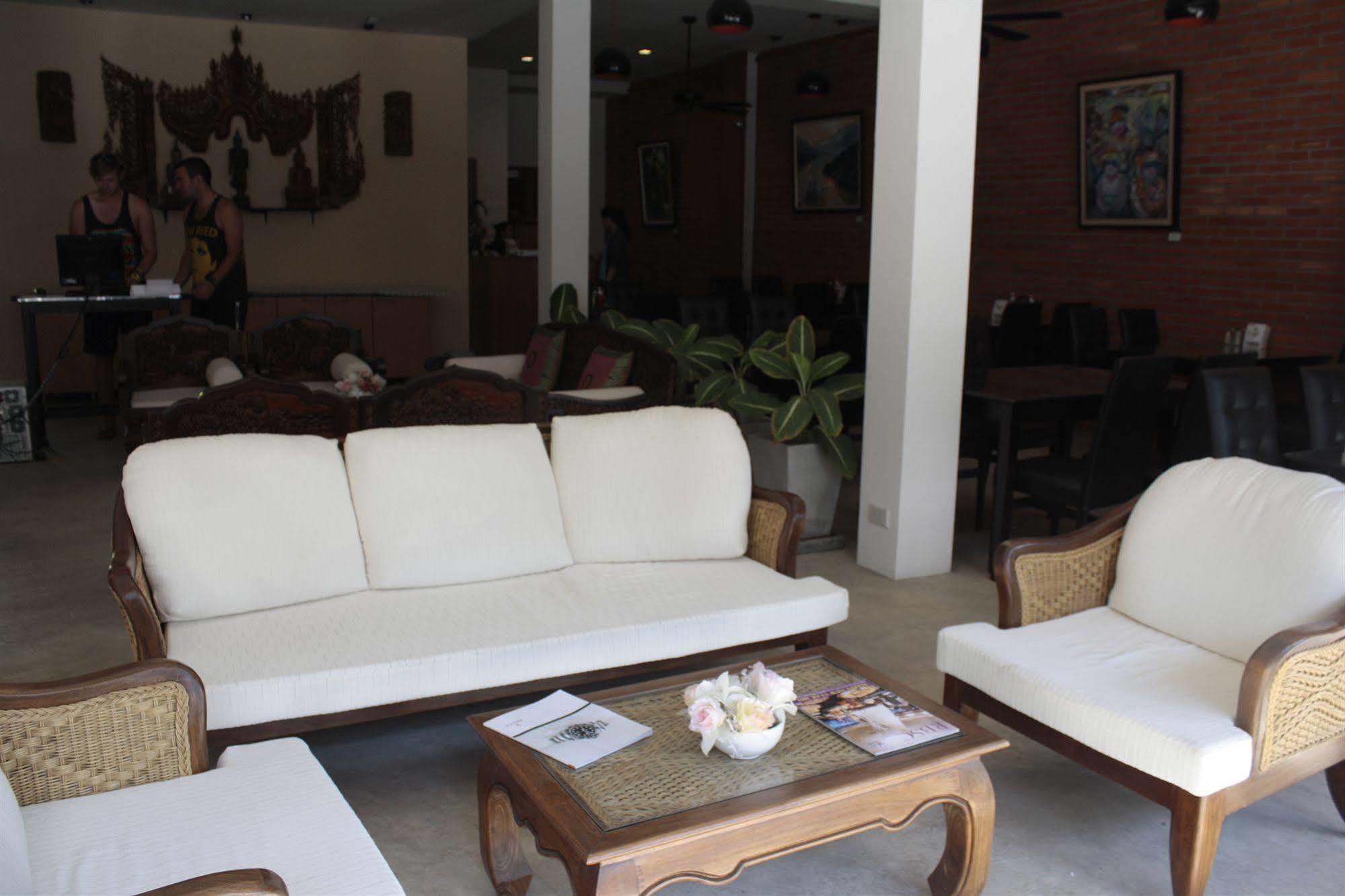 Inn Roongruang 3*
