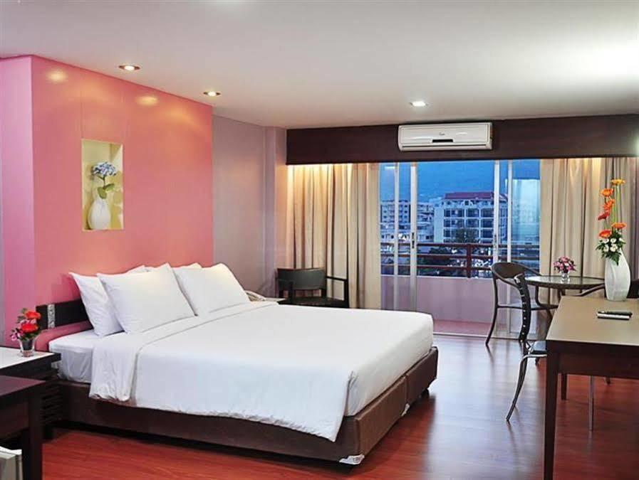 Hotel Mayflower Grande 3*