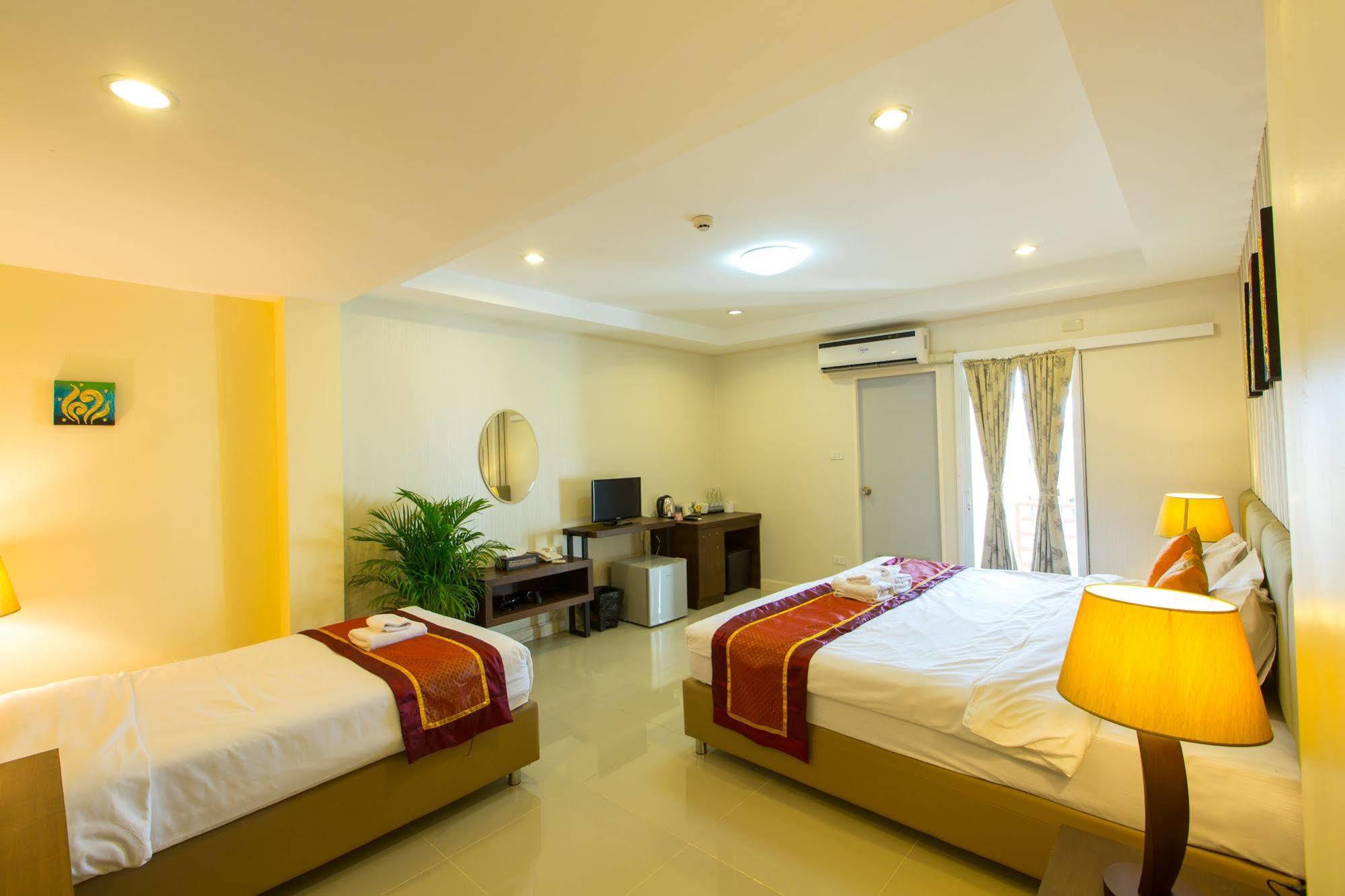 Hotel Waroros Boutique 3*