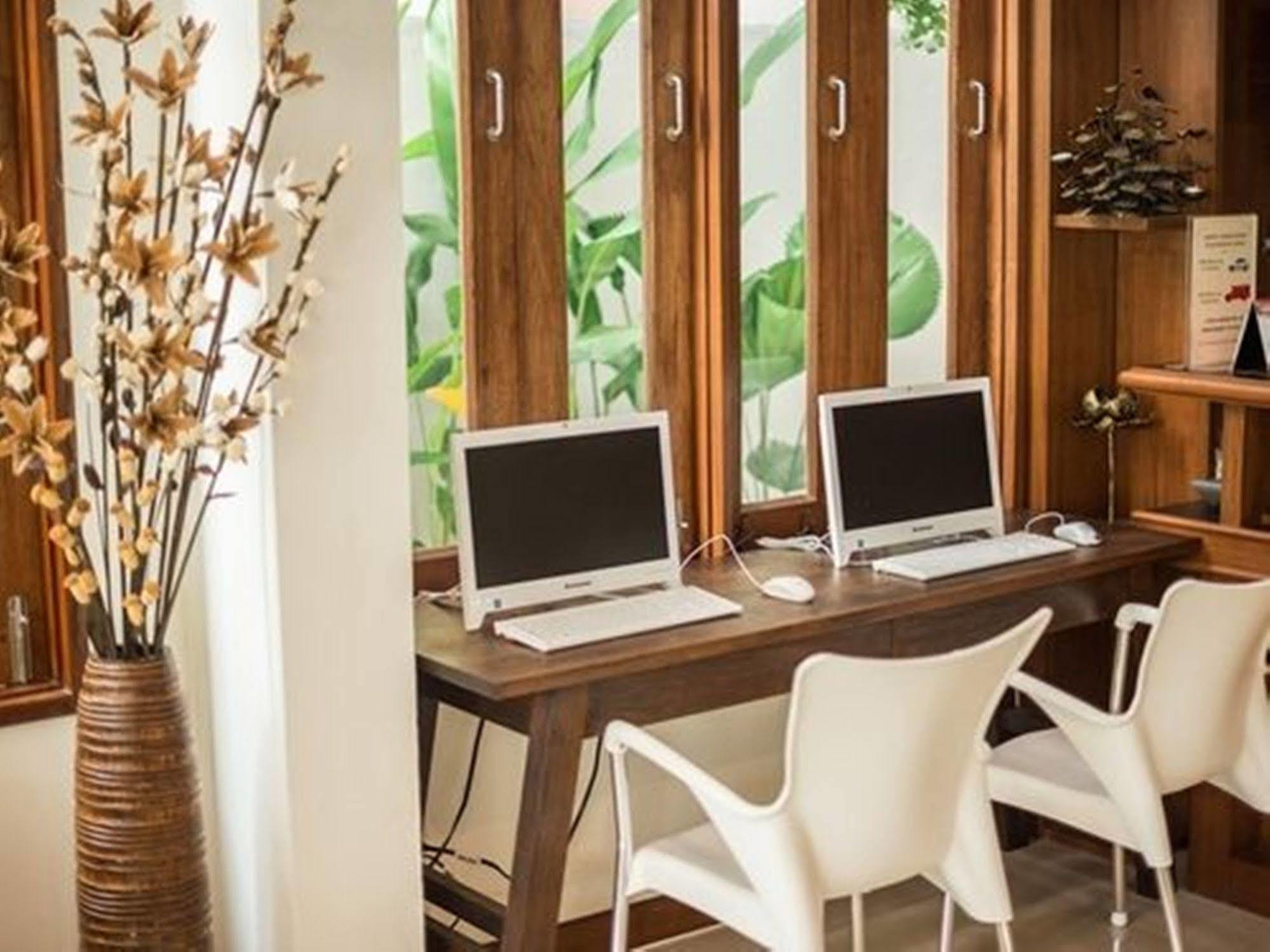 Hotel Cozytel Chiangmai