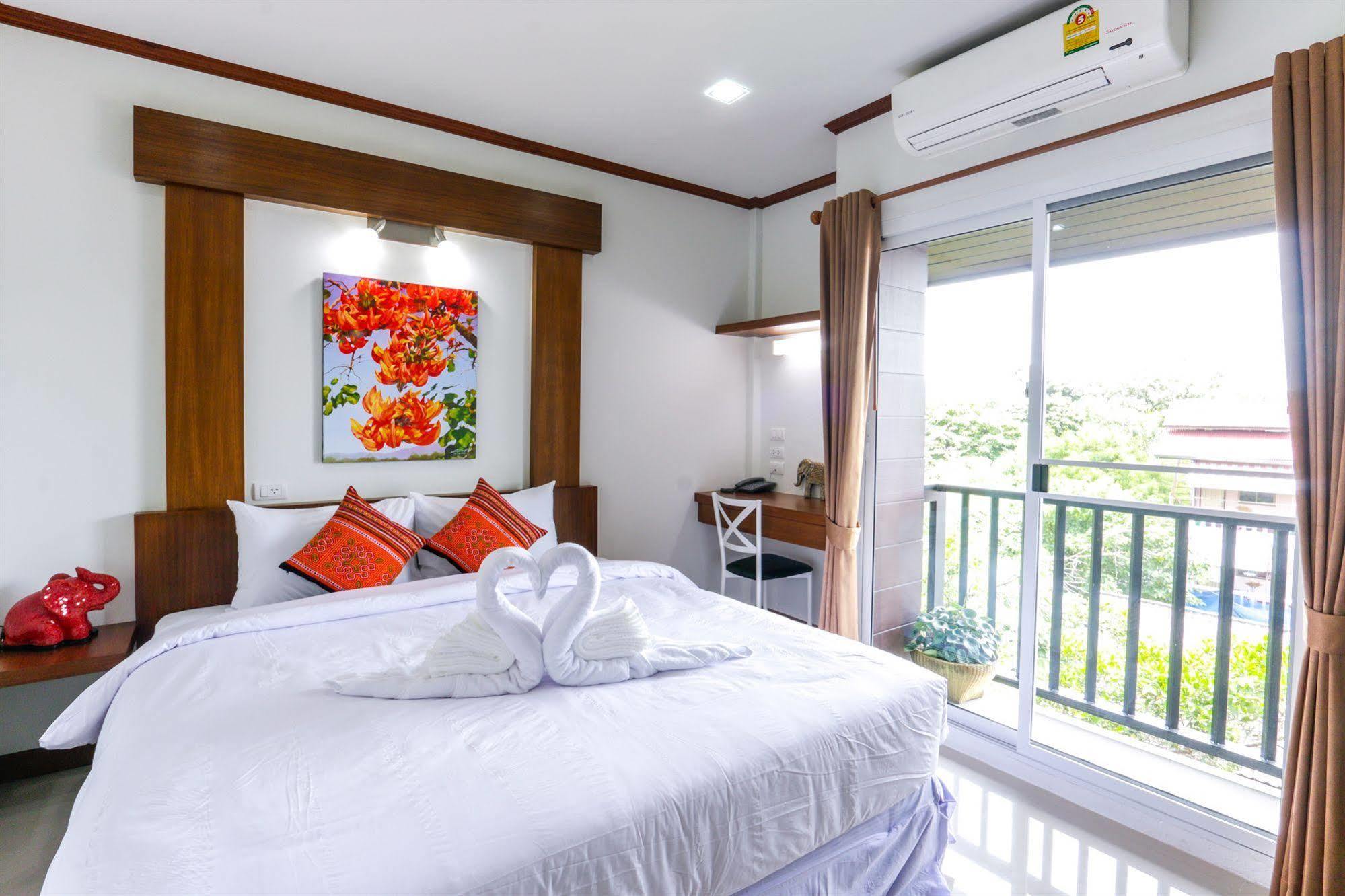 Cozytel Chiangmai Hotel Chiang Mai