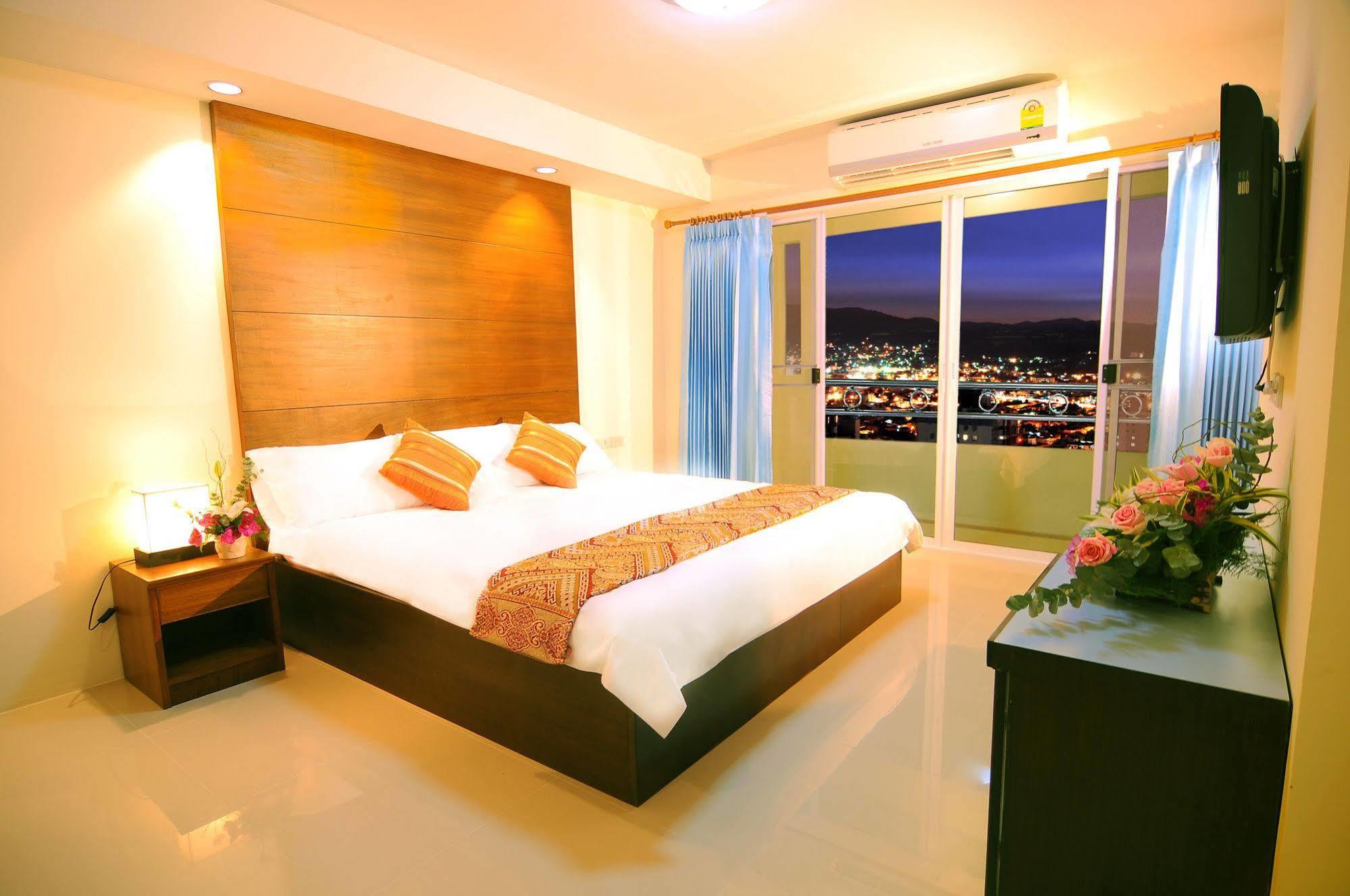 Grand Living 2* Chiang Mai