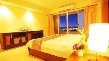 Grand Living Hotel Chiang Mai