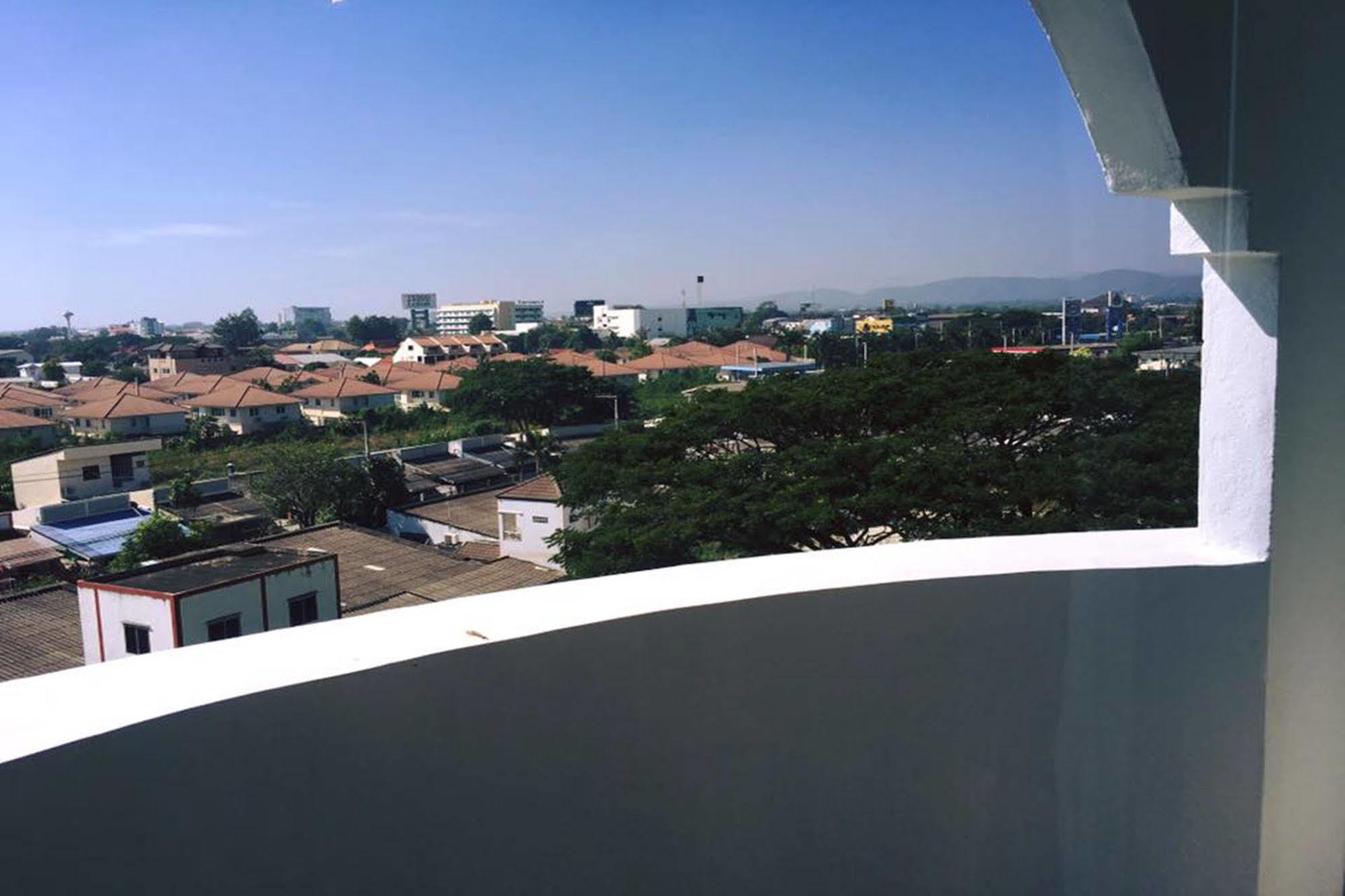 Sereno Airport Hotel Hotel 3*